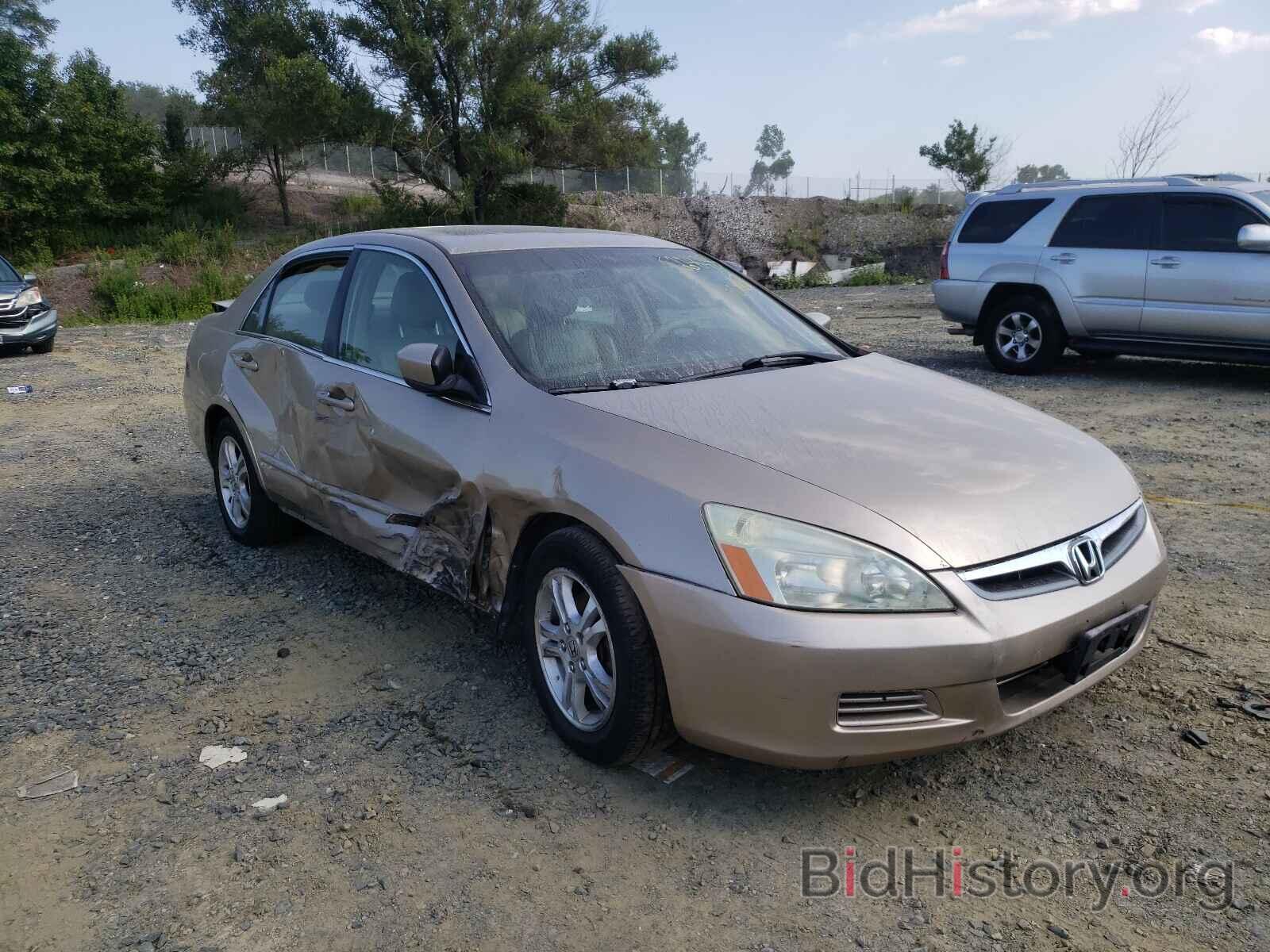 Photo 1HGCM56817A149129 - HONDA ACCORD 2007