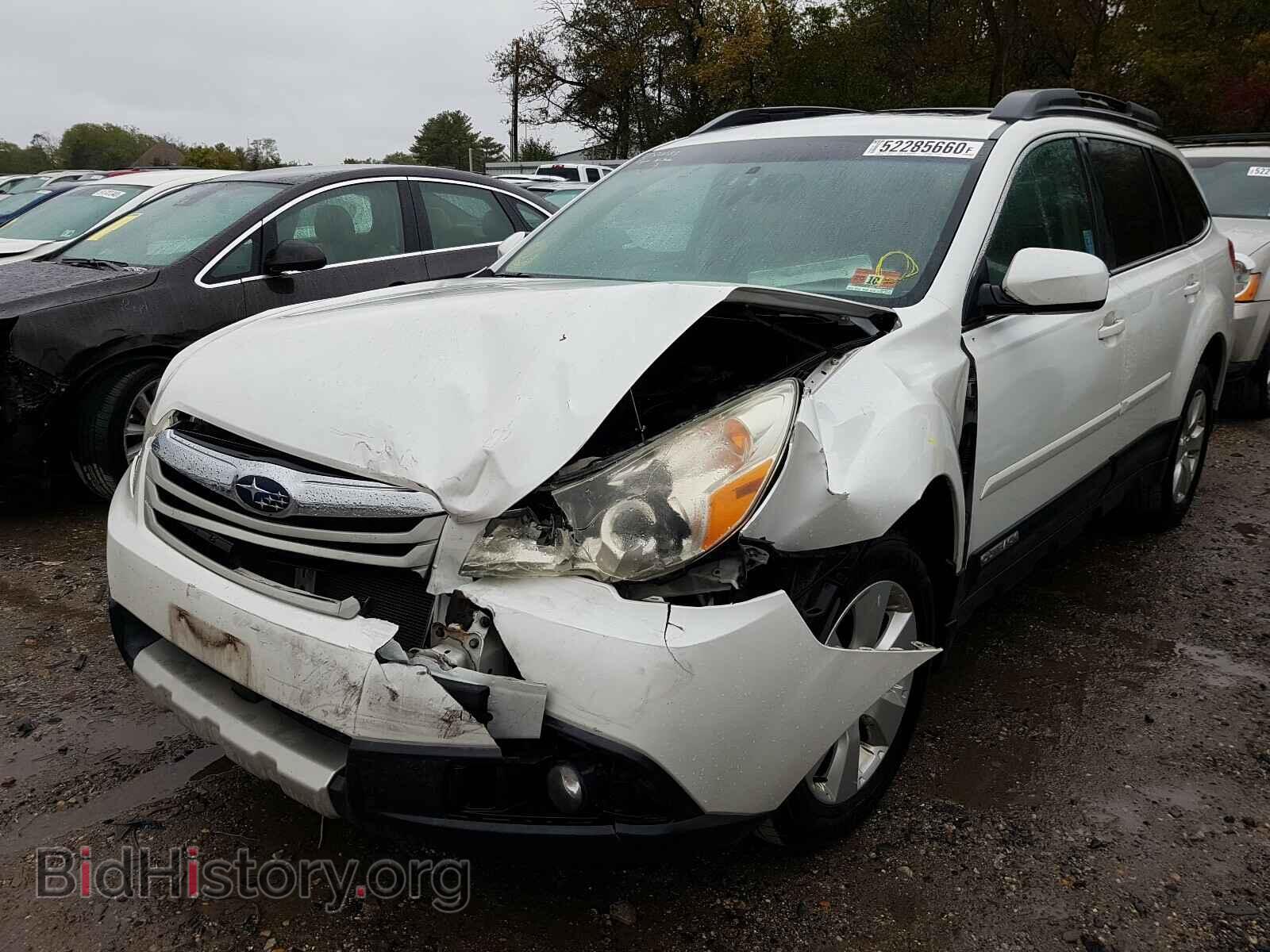 2011 SUBARU OUTBACK - VIN: 4S4BRBLC4B3382563 - Photo 2
