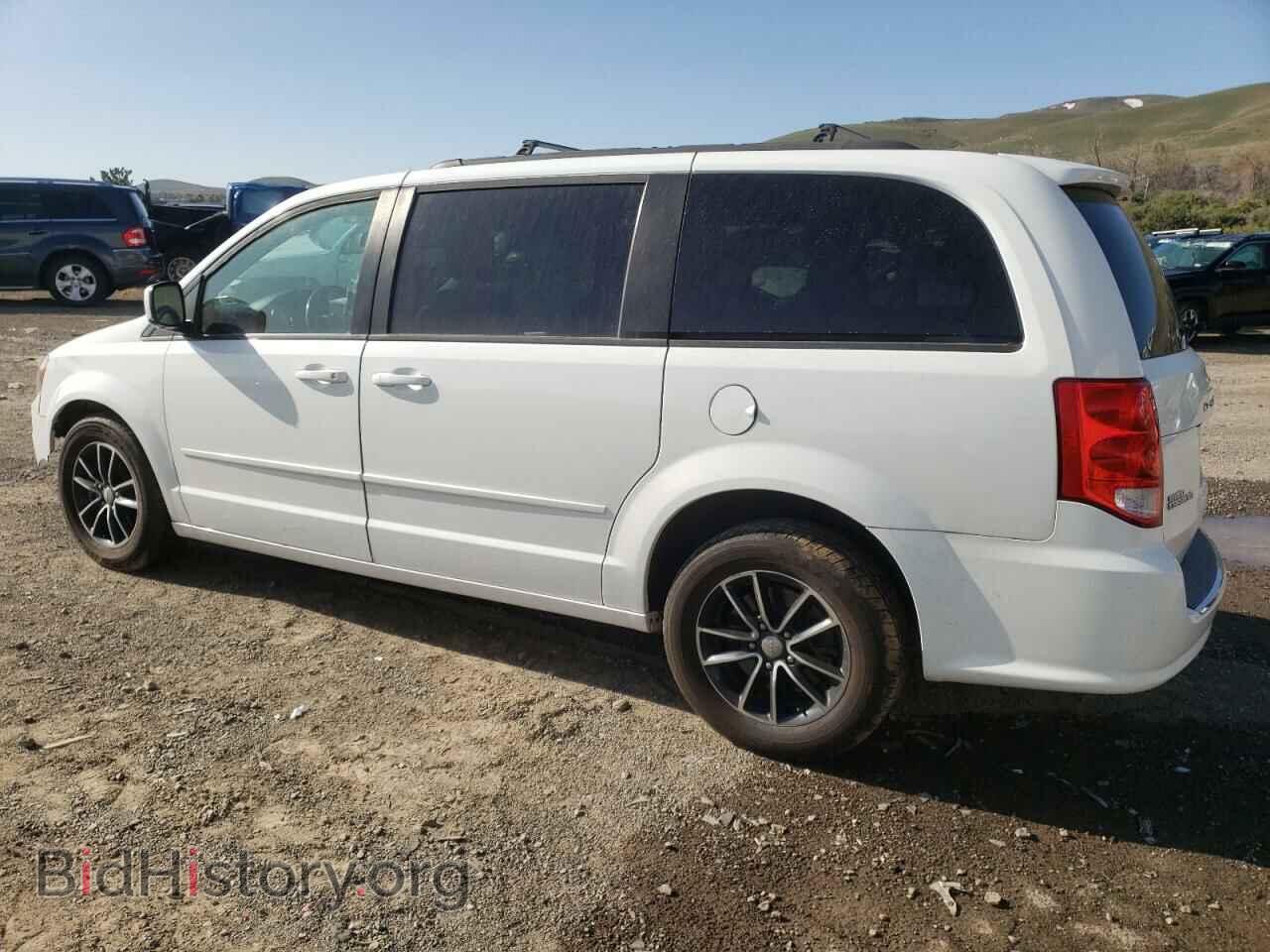2017 DODGE CARAVAN - VIN: 2C4RDGEG2HR766372 - Фото 2