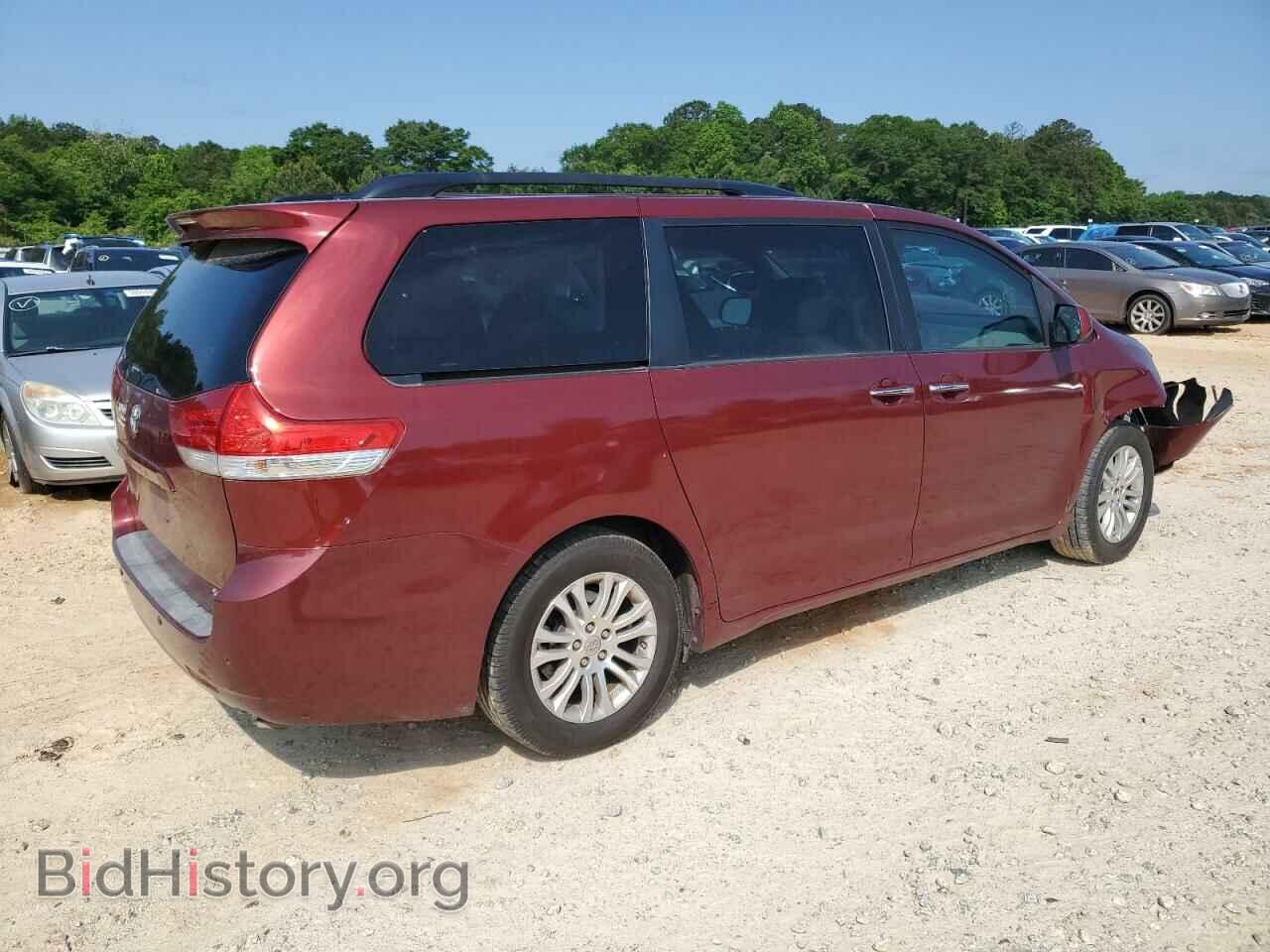 2011 TOYOTA All Models - VIN: 5TDYK3DC3BS098413 - Фото 3