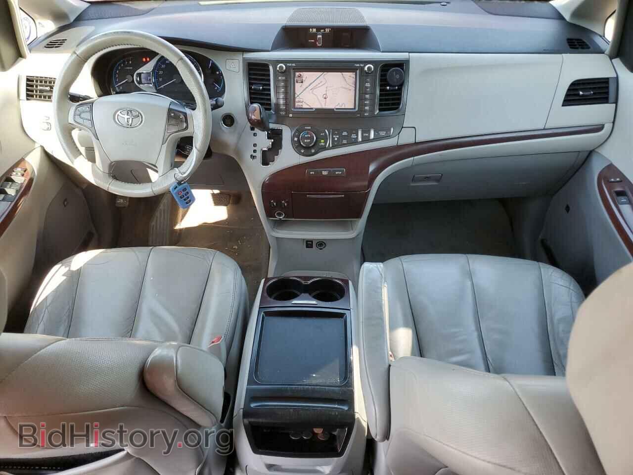 2011 TOYOTA All Models - VIN: 5TDYK3DC3BS098413 - Фото 8