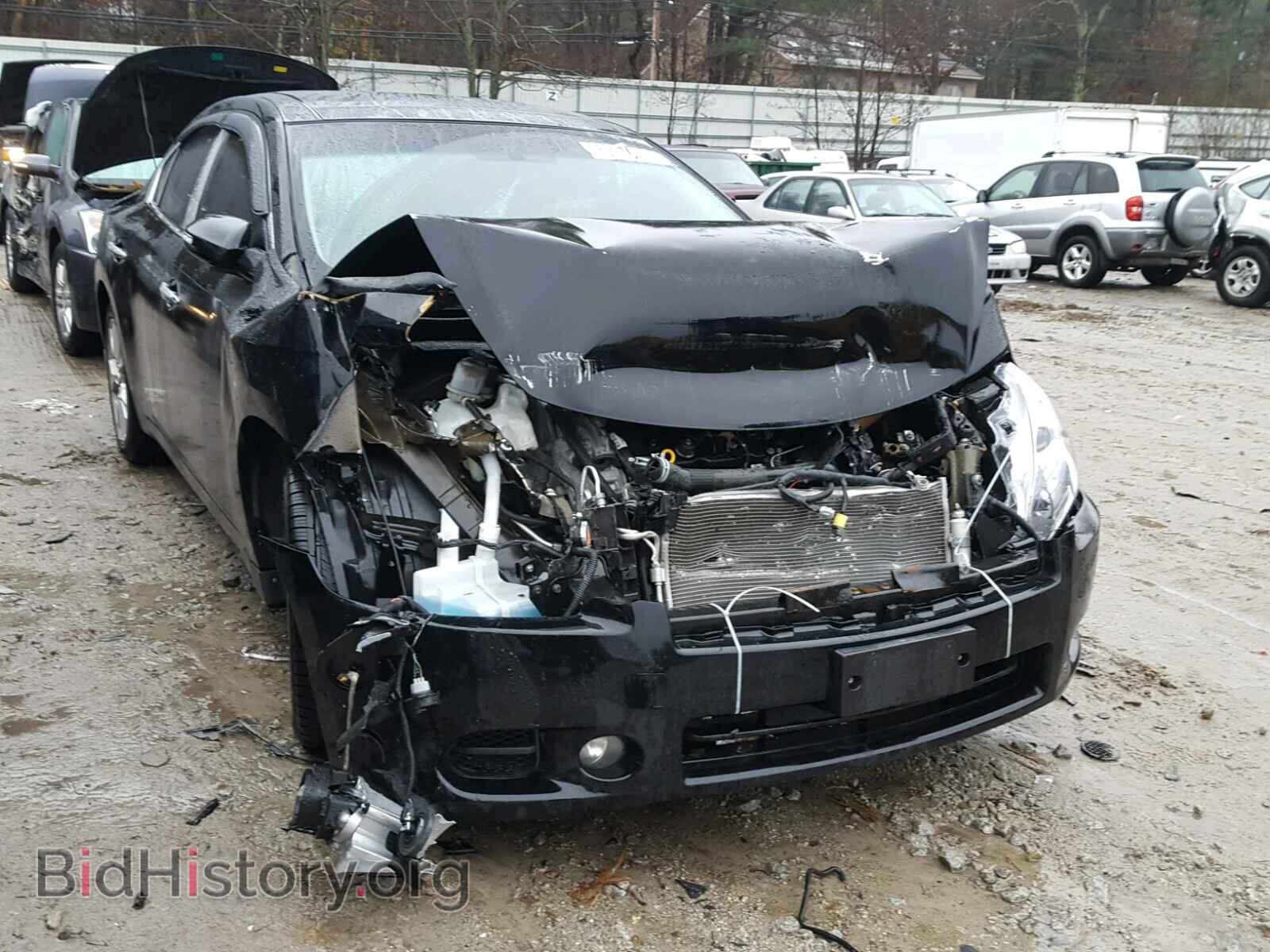 Photo  - NISSAN MAXIMA S 2013