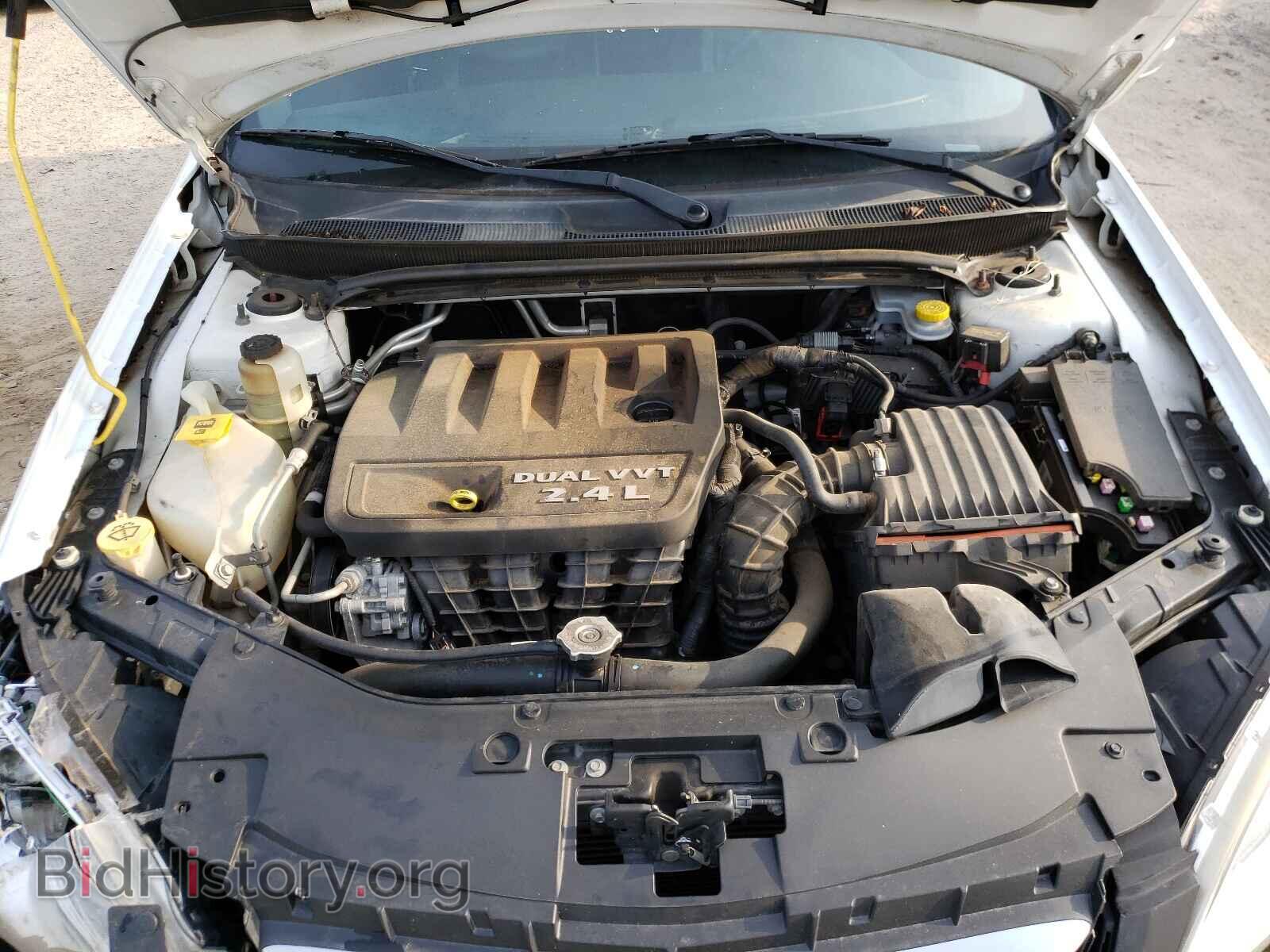 2011 CHRYSLER 200 - VIN: 1C3BC2FB5BN547943 - Фото 7