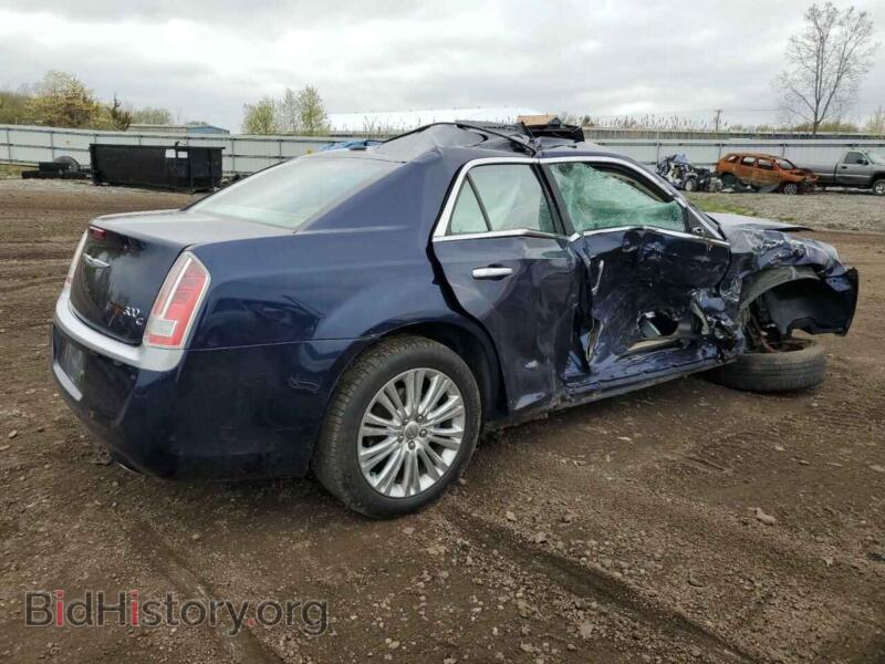 2013 Chrysler 300 (VIN 2C3CCAST6DH567613) — photo 3 of 12