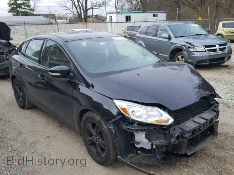 2013 Ford FOCUS Focus SE (VIN 1FADP3F25DL242316) — фото 1 из 10, Copart, повреждение: передняя часть