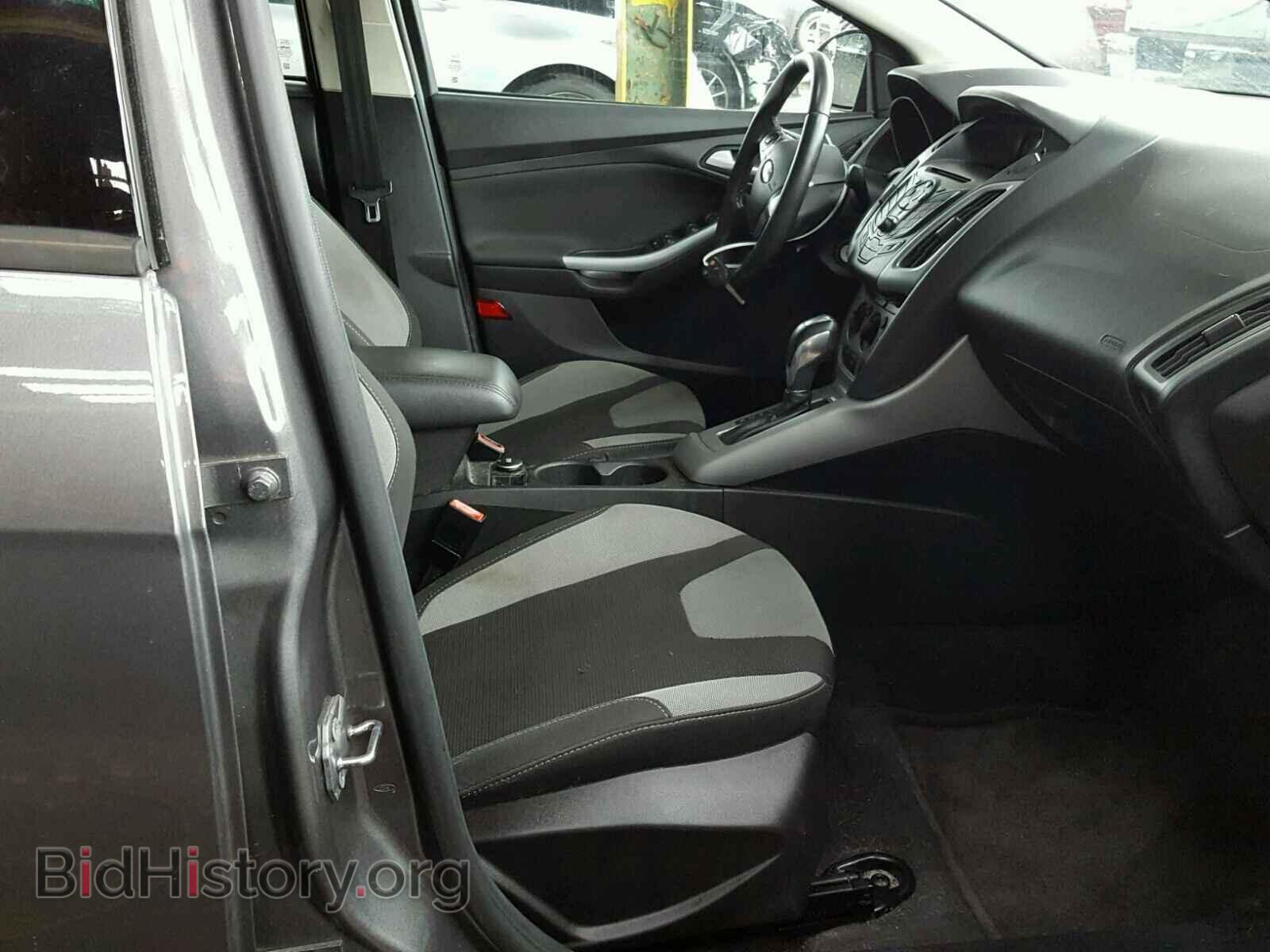 2012 FORD FOCUS - VIN: 1FAHP3F2XCL385004 - Photo 5