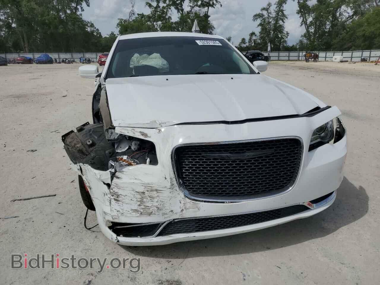 2019 CHRYSLER 300 - VIN: 2C3CCAAG1KH590282 - Фото 5