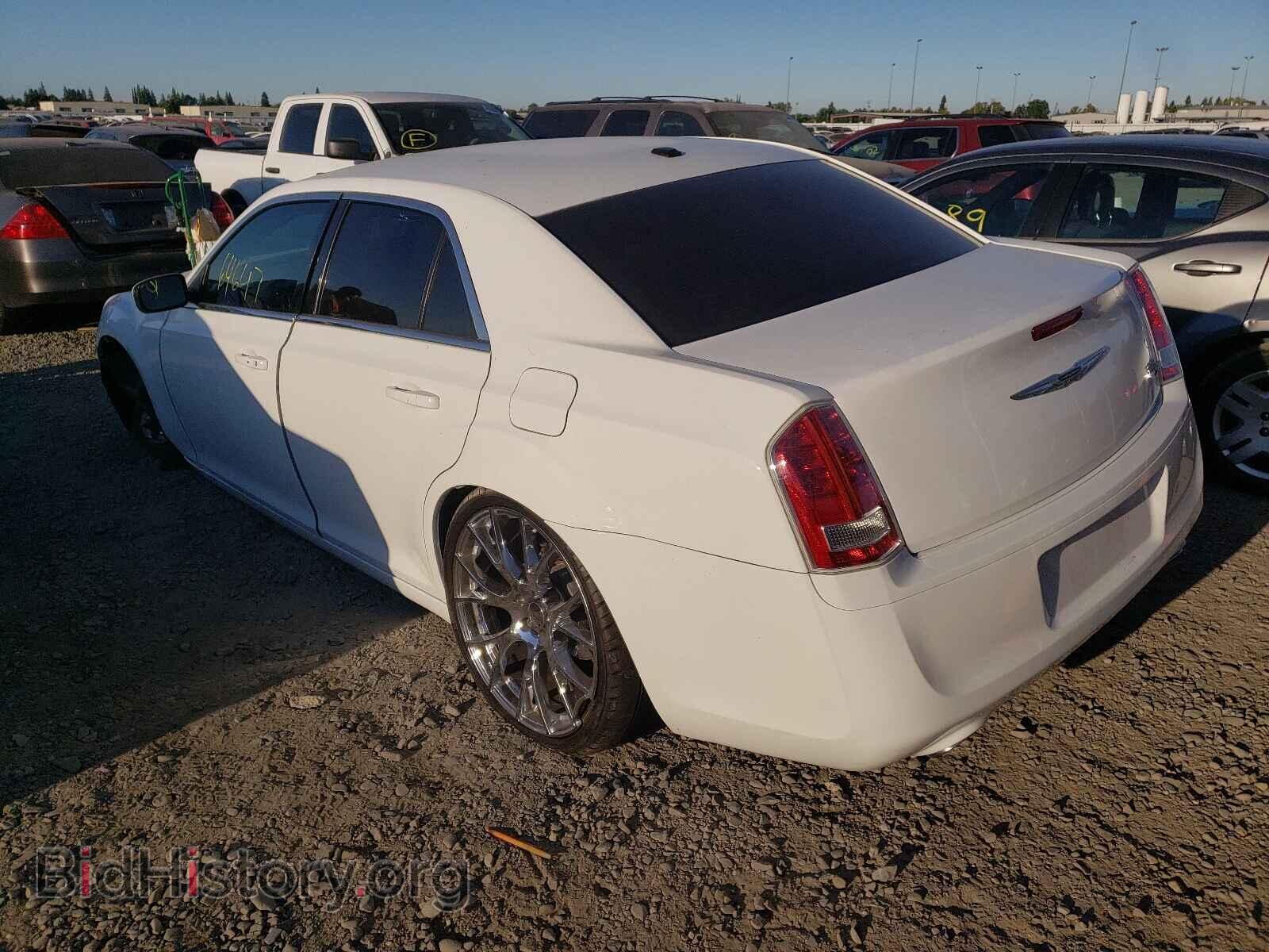 2014 CHRYSLER 300 - VIN: 2C3CCABGXEH189977 - Фото 3