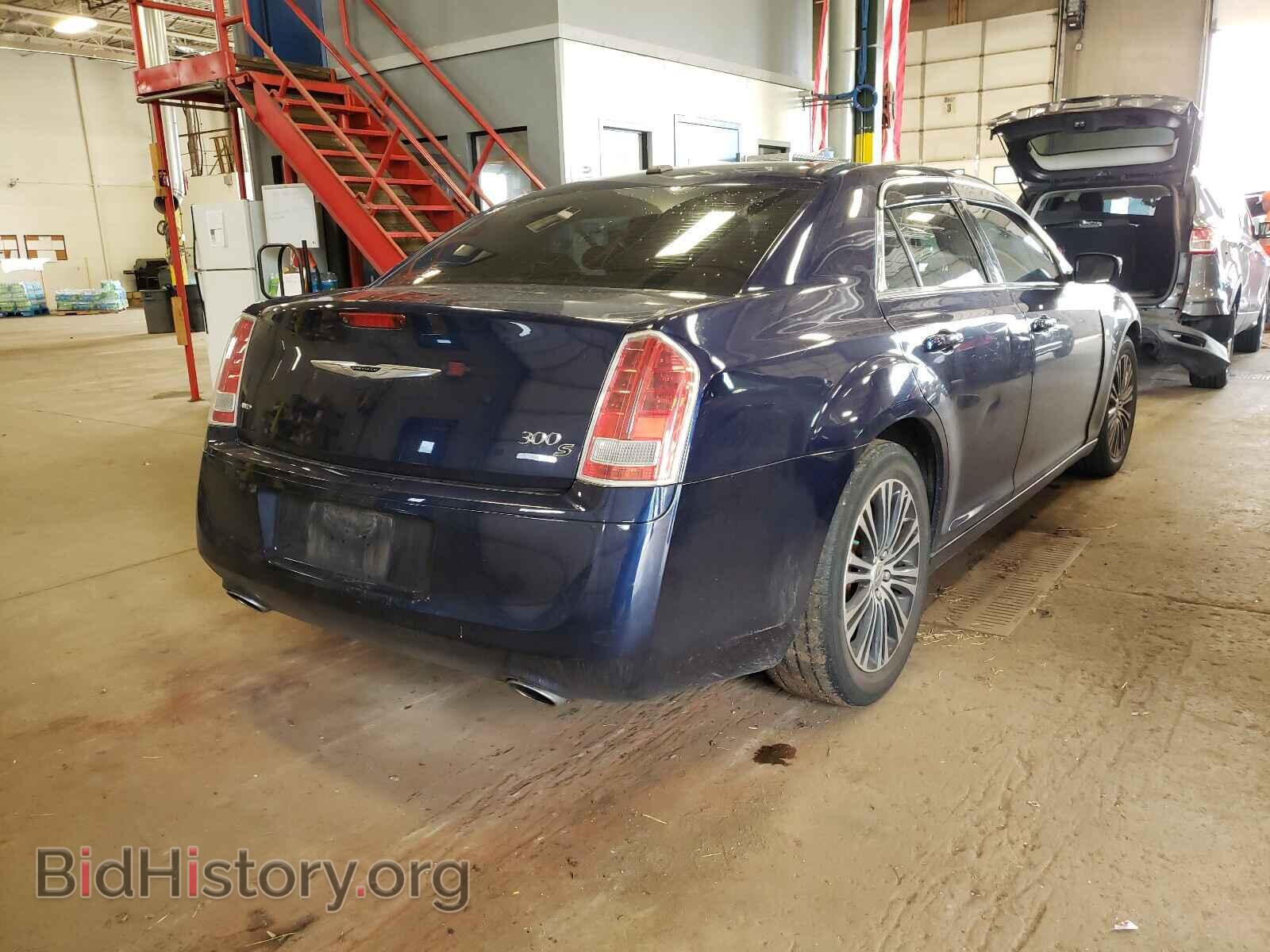 2014 CHRYSLER 300 - VIN: 2C3CCAGG8EH157652 - Фото 4