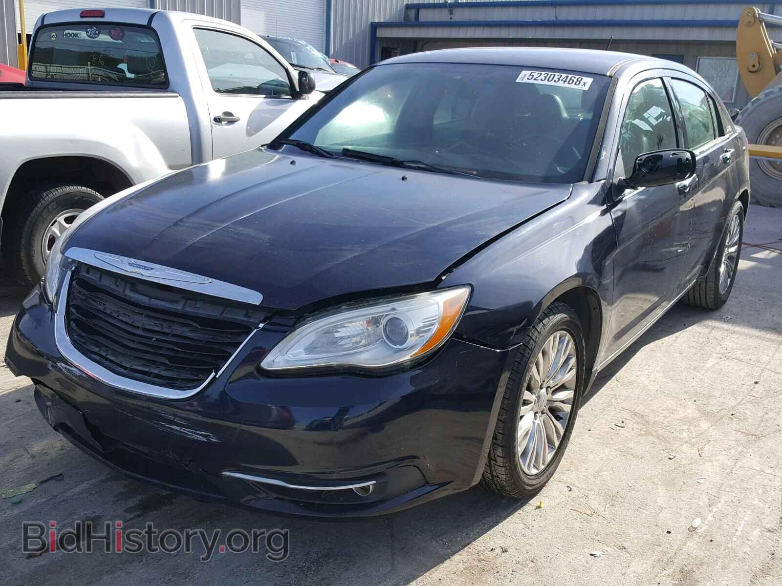 2013 CHRYSLER 200 - VIN: 1C3CCBCG7DN609298 - Фото 2