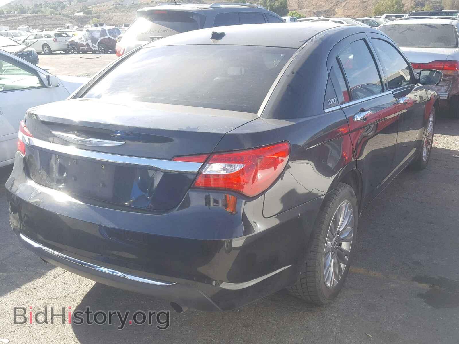 2011 CHRYSLER 200 - VIN: 1C3BC2FG8BN516648 - Фото 4