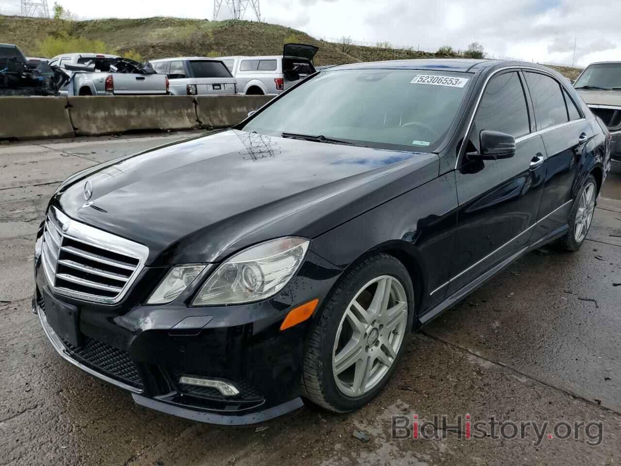 Photo WDDHF8HB3BA304982 - MERCEDES-BENZ E-CLASS 2011