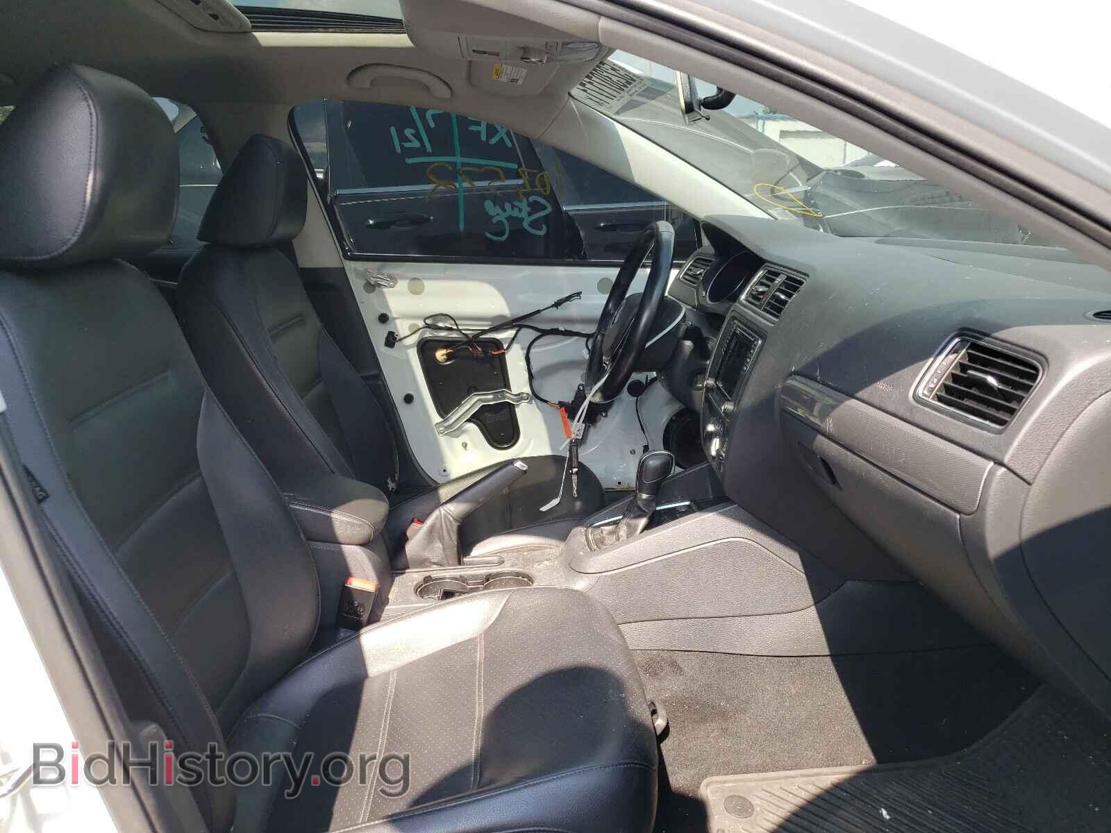 2017 VOLKSWAGEN JETTA - VIN: 3VWDB7AJ0HM360581 - Фото 5