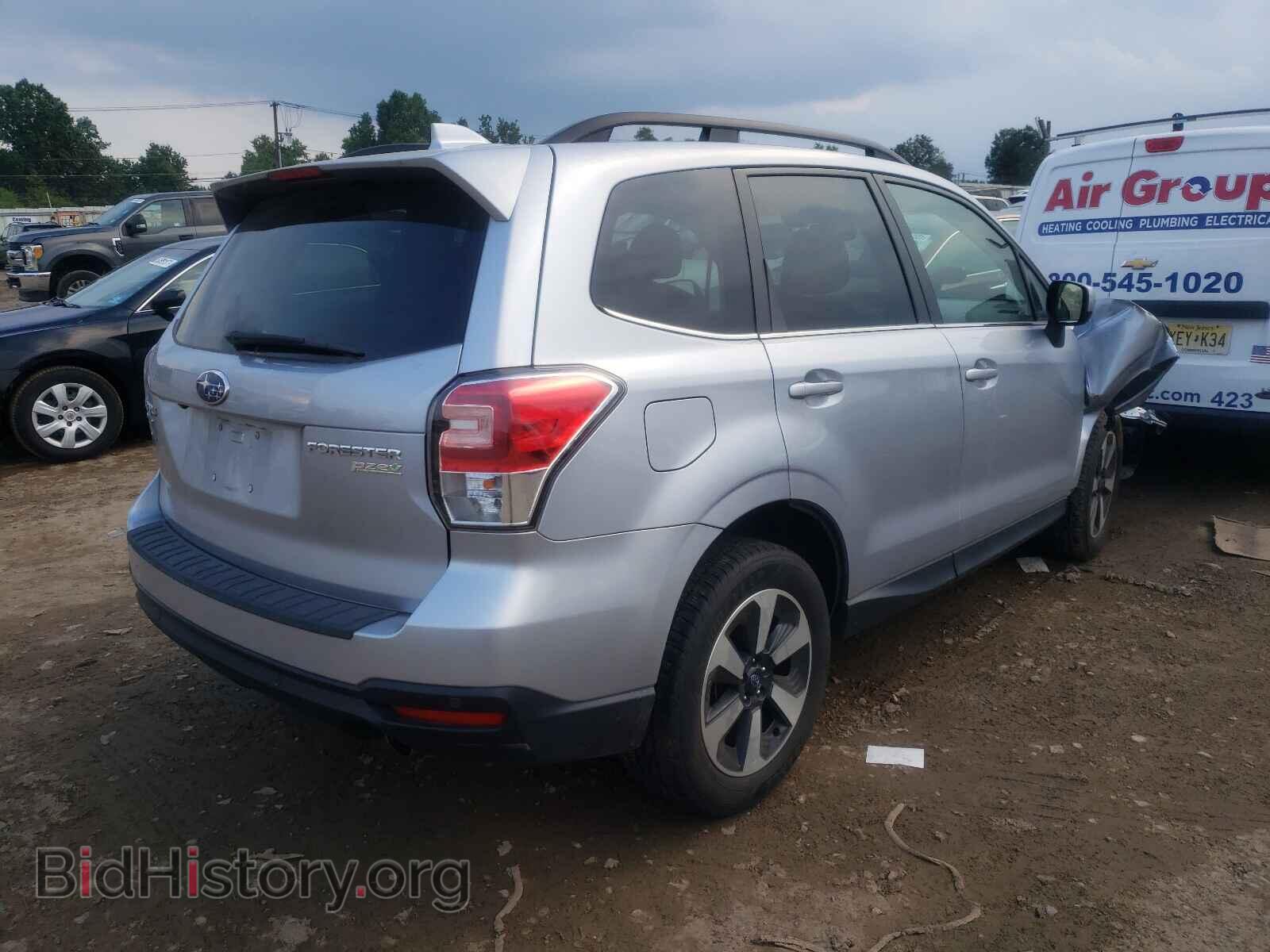 2017 SUBARU FORESTER - VIN: JF2SJARC3HH805367 - Фото 4