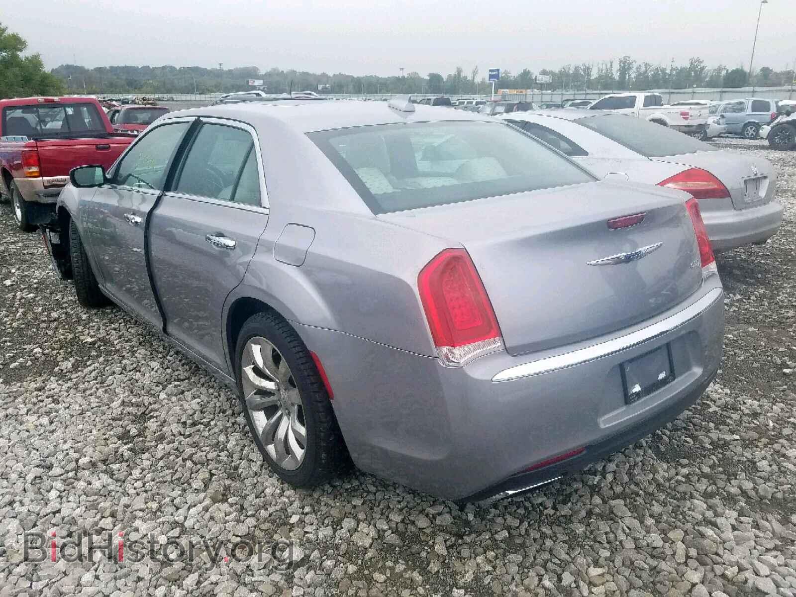 2017 CHRYSLER 300 - VIN: 2C3CCAEG8HH630862 - Фото 3