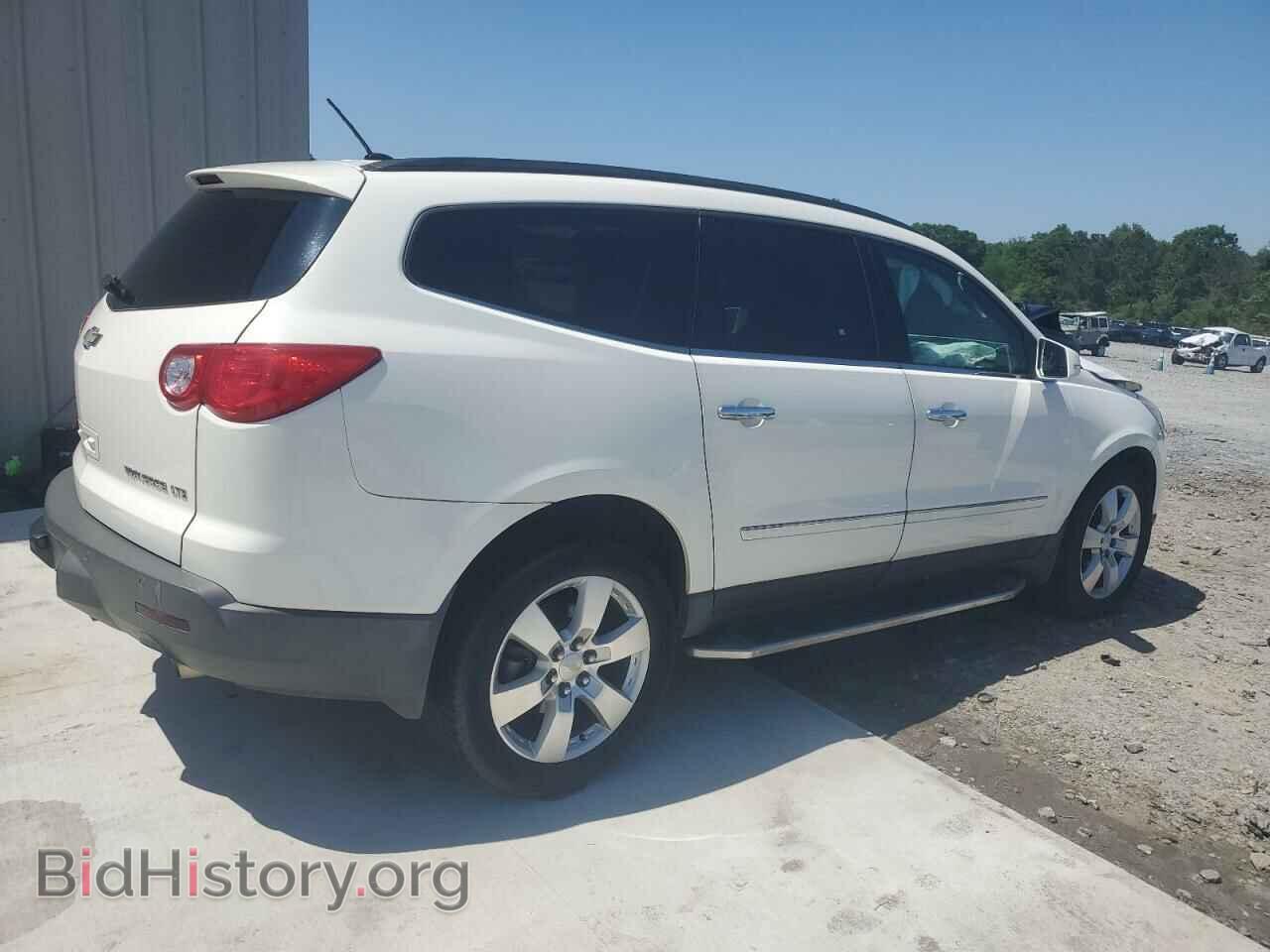 2012 CHEVROLET TRAVERSE - VIN: 1GNKRLED5CJ233616 - Фото 3