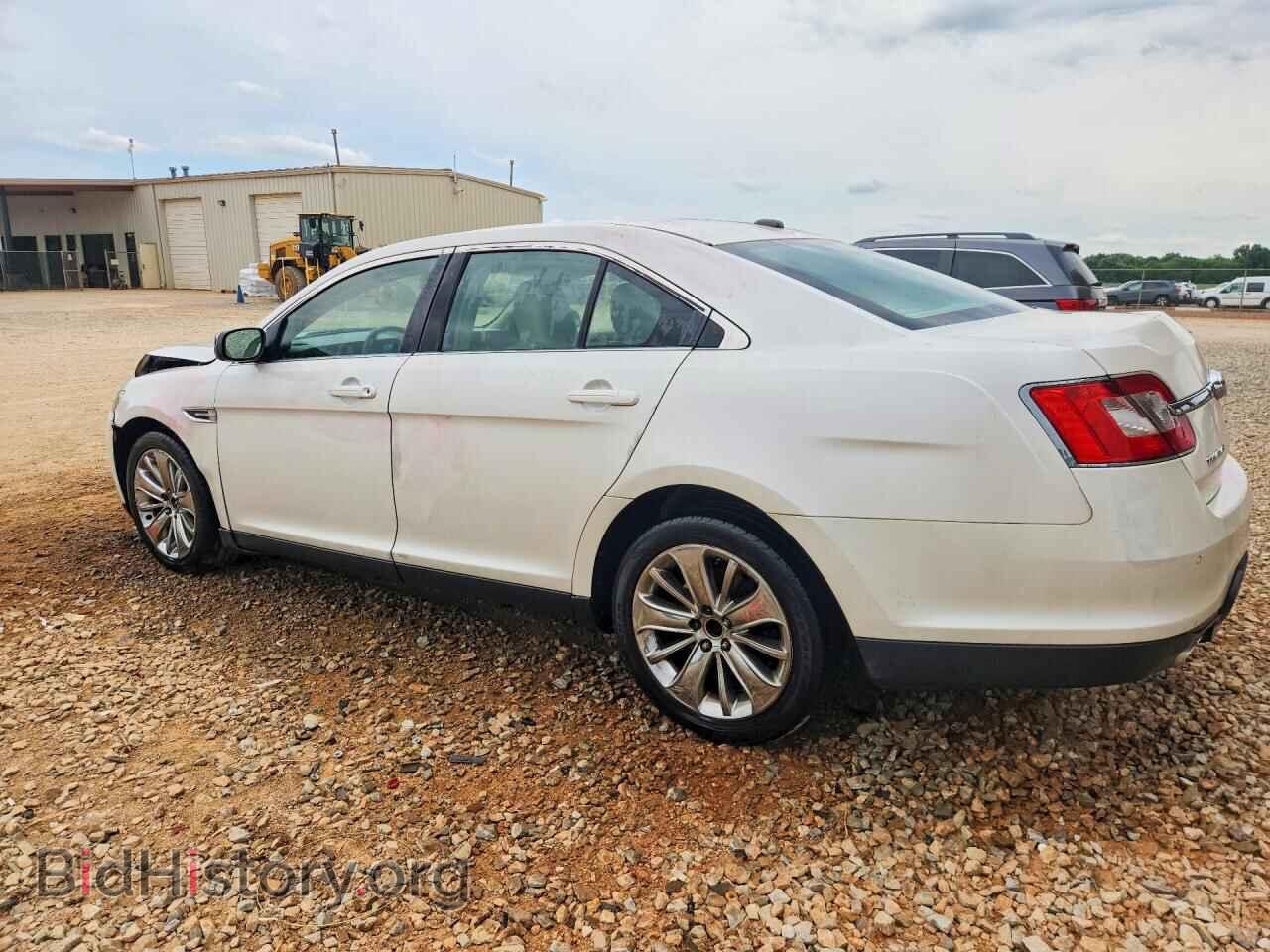 2011 FORD TAURUS - VIN: 1FAHP2FW3BG103578 - Photo 2
