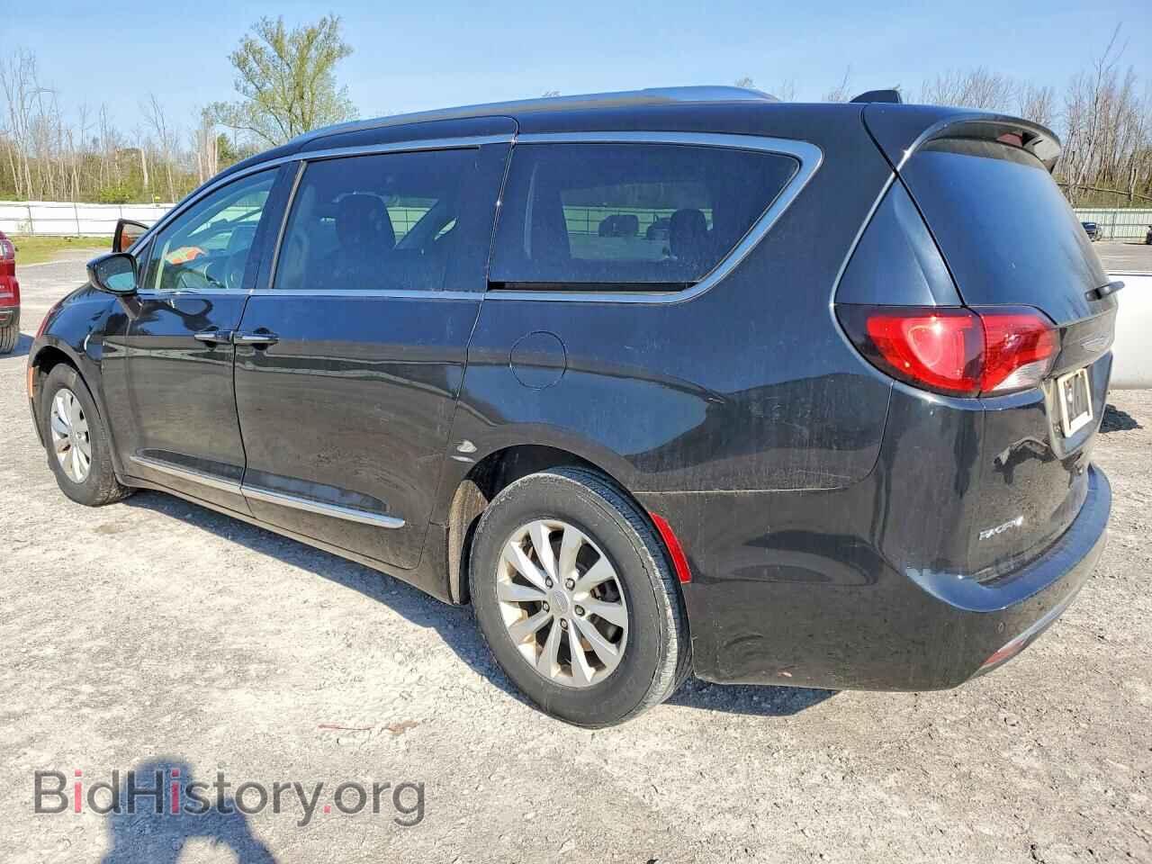 2018 CHRYSLER PACIFICA - VIN: 2C4RC1BG2JR120727 - Фото 2