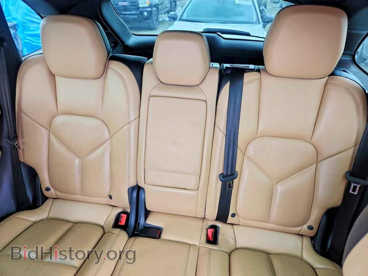 2016 PORSCHE CAYENNE - VIN: WP1AA2A2XGKA15132 - Photo 10