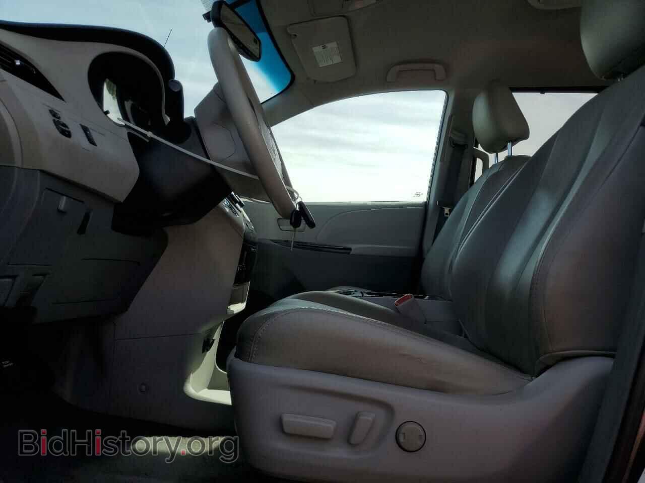 2011 TOYOTA All Models - VIN: 5TDKK3DC5BS020401 - Фото 7