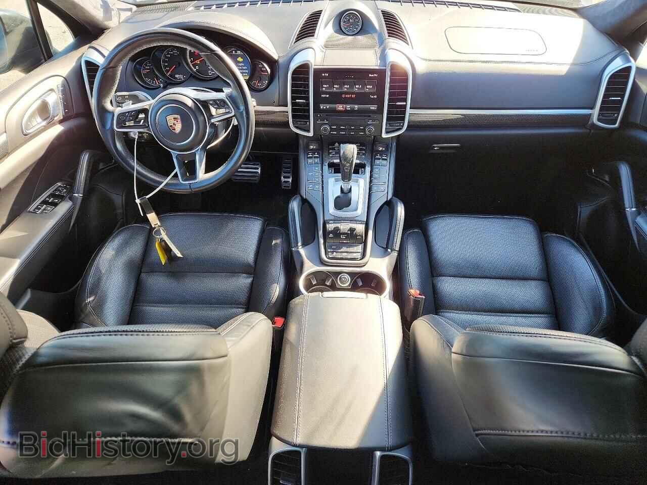 2017 PORSCHE CAYENNE - VIN: WP1AC2A27HLA92823 - Фото 8
