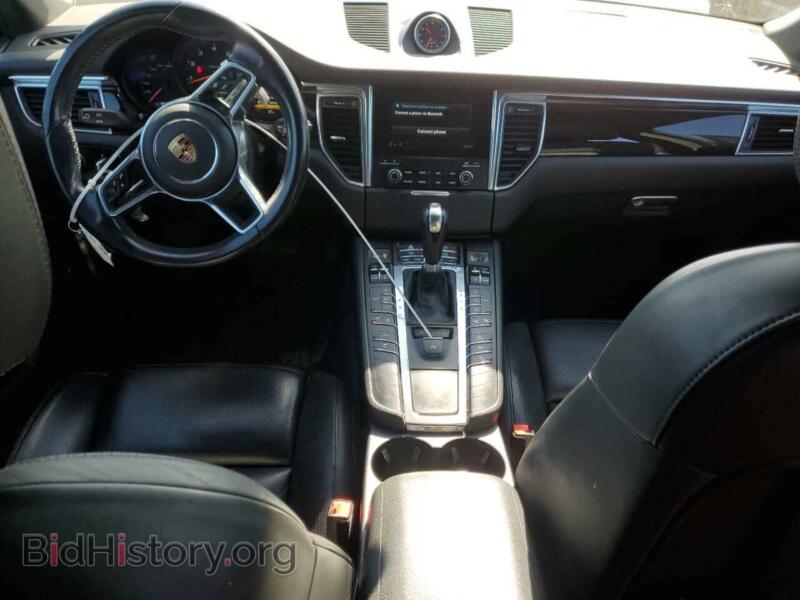 2017 Porsche MACAN (VIN WP1AA2A5XHLB80247) — photo 8 of 15