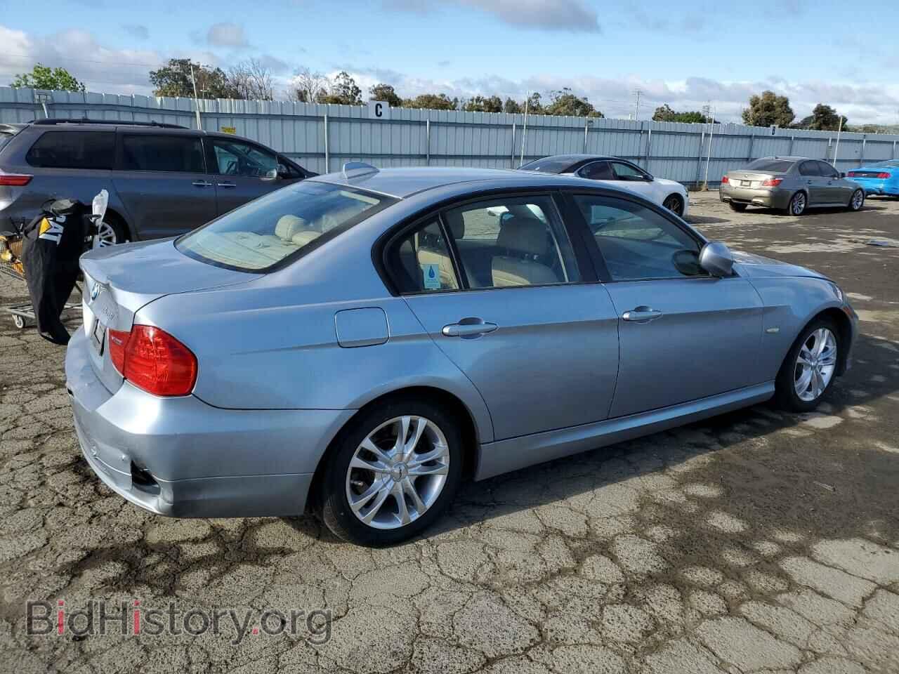 2009 BMW 3 SERIES - VIN: WBAPH53559A438237 - Фото 3