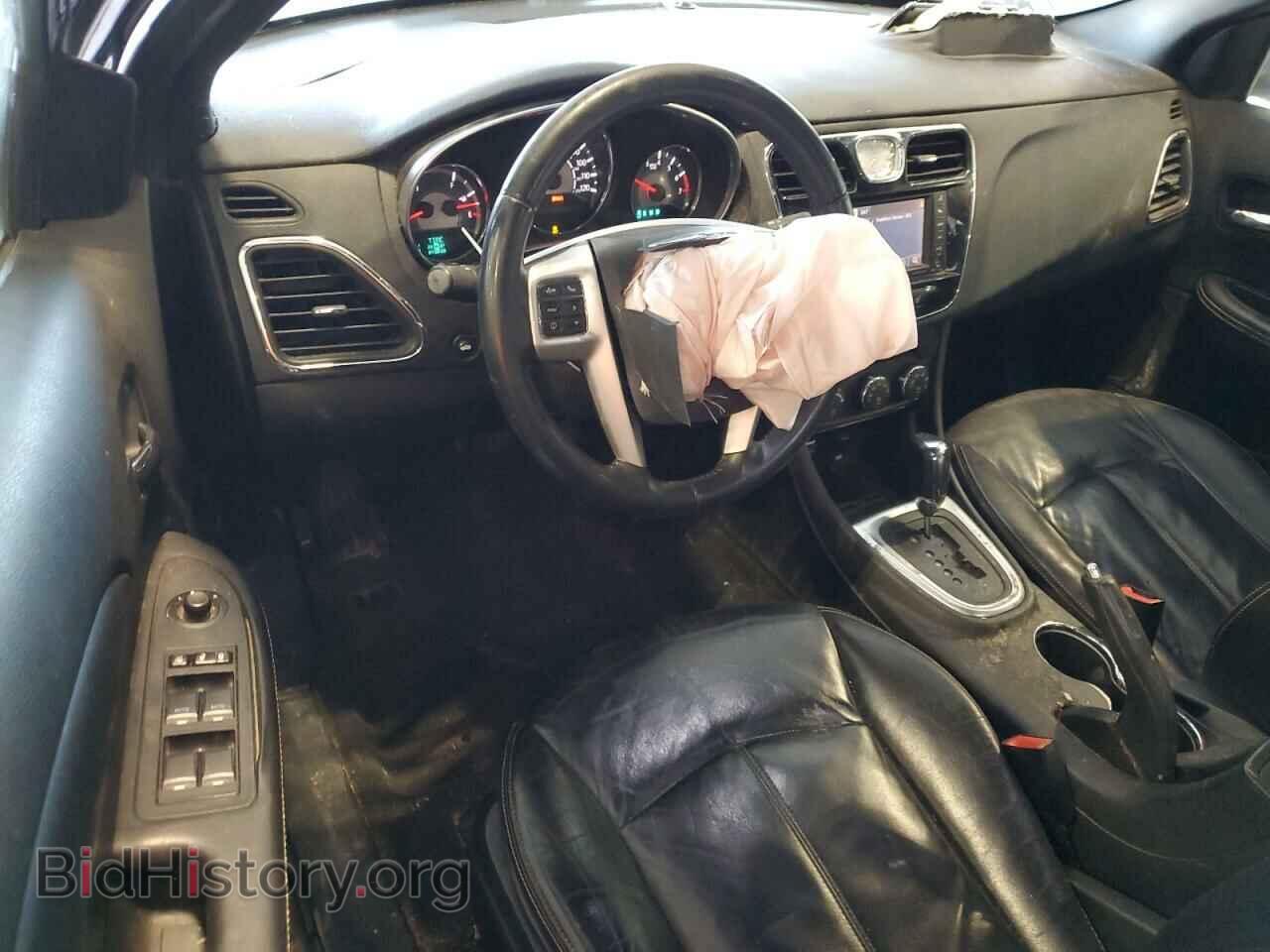 2012 CHRYSLER 200 - VIN: 1C3CCBCG3CN305741 - Фото 8