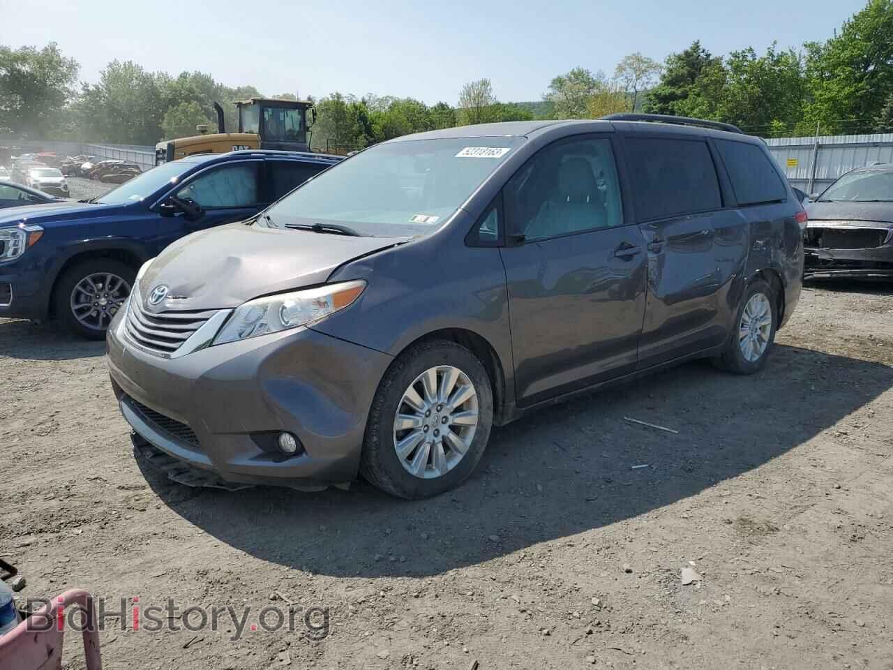 Photo 5TDDK3DC2CS045380 - TOYOTA All Models 2012
