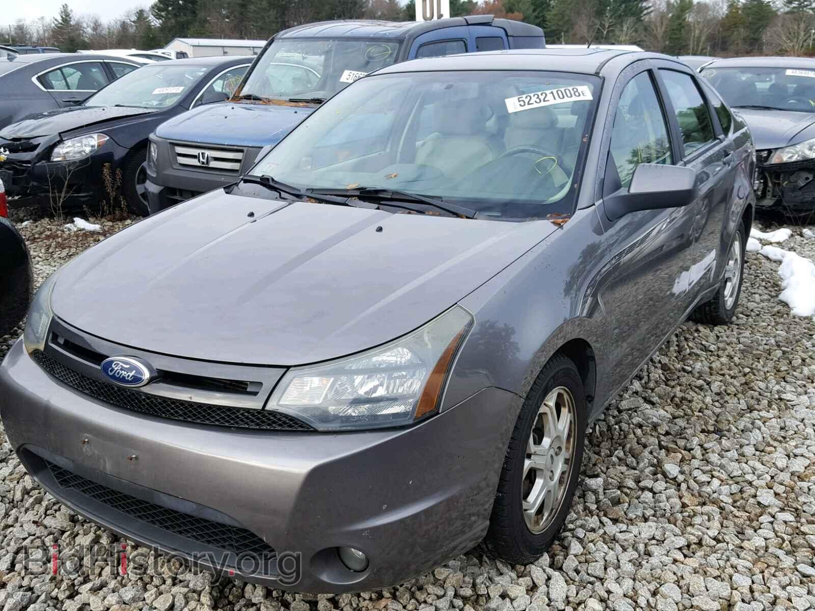 2011 FORD FOCUS - VIN: 1FAHP3GN8BW175149 - Фото 2
