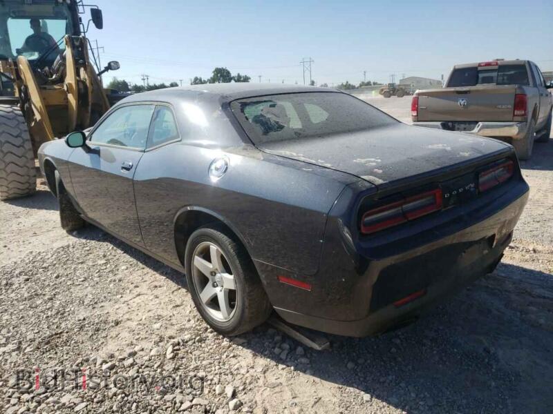 2016 Dodge CHALLENGER (VIN 2C3CDZAG8GH280388) — photo 3 of 10