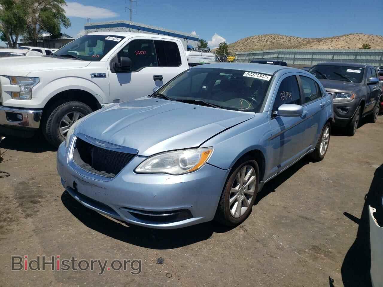 2012 CHRYSLER 200 - VIN: 1C3CCBBG9CN329141 - Фото 2