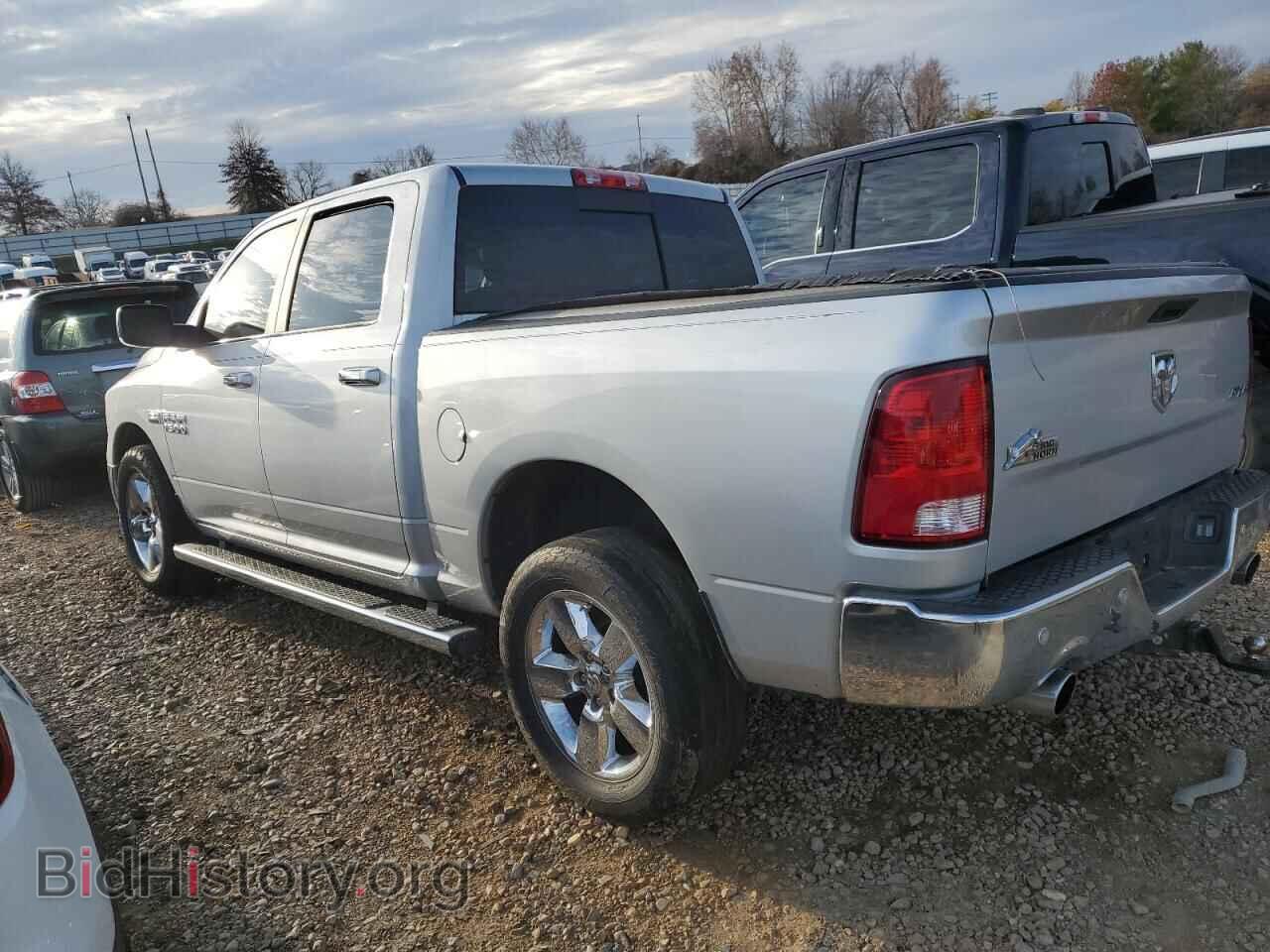 2017 RAM 1500 - VIN: 3C6RR7LT8HG729115 - Photo 2