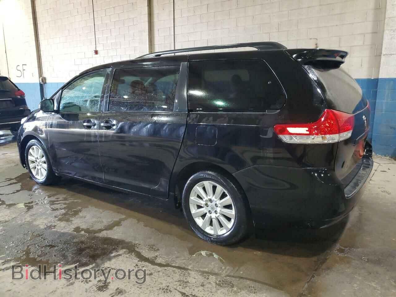 2011 TOYOTA All Models - VIN: 5TDJK3DCXBS026450 - Фото 2