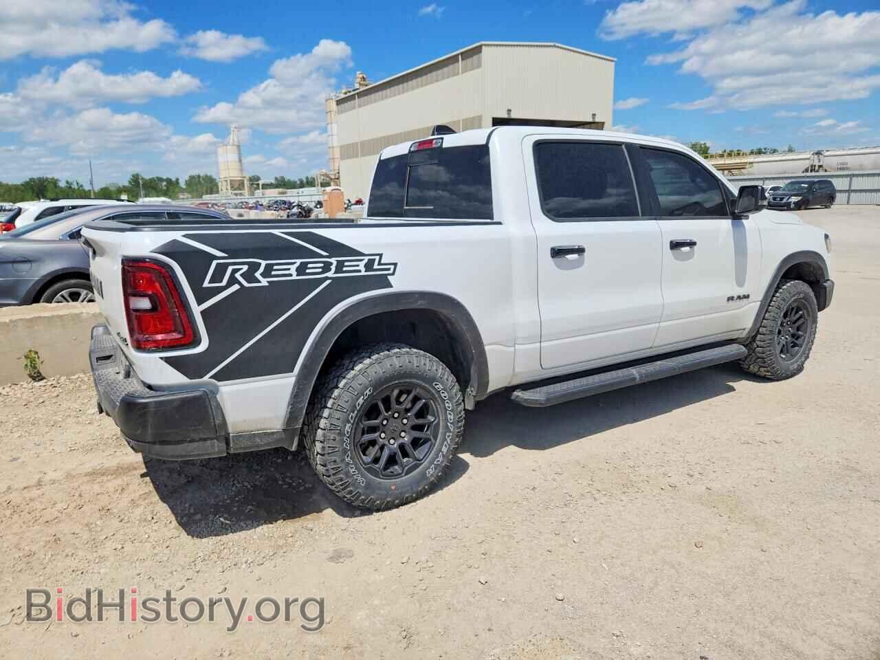 2025 RAM 1500 - VIN: 1C6SRFLP8SN594053 - Фото 3