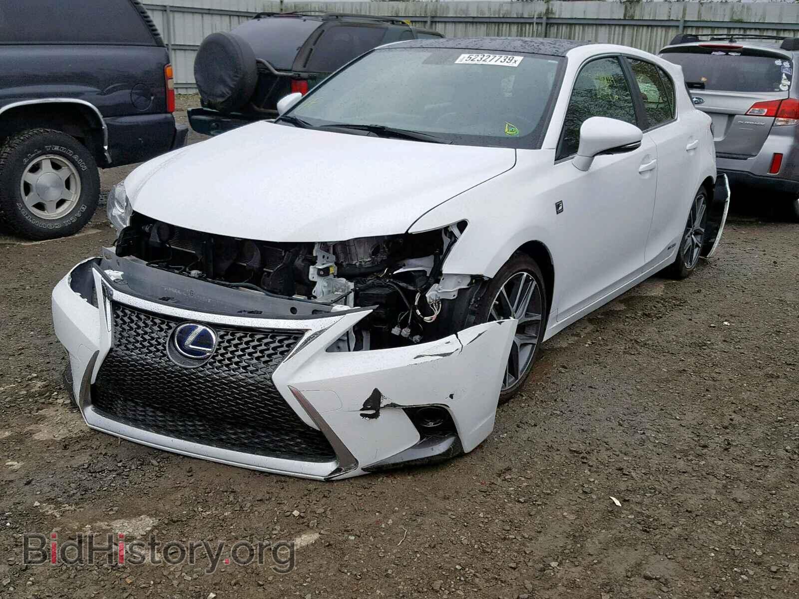 2015 LEXUS CT 200 - VIN: JTHKD5BHXF2240083 - Фото 2