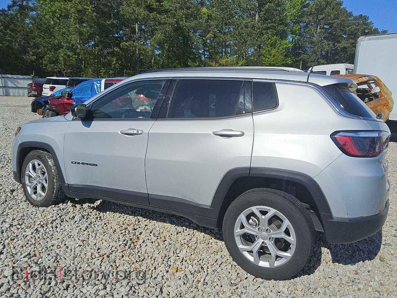 2024 JEEP COMPASS - VIN: 3C4NJDBN3RT110950 - Фото 2