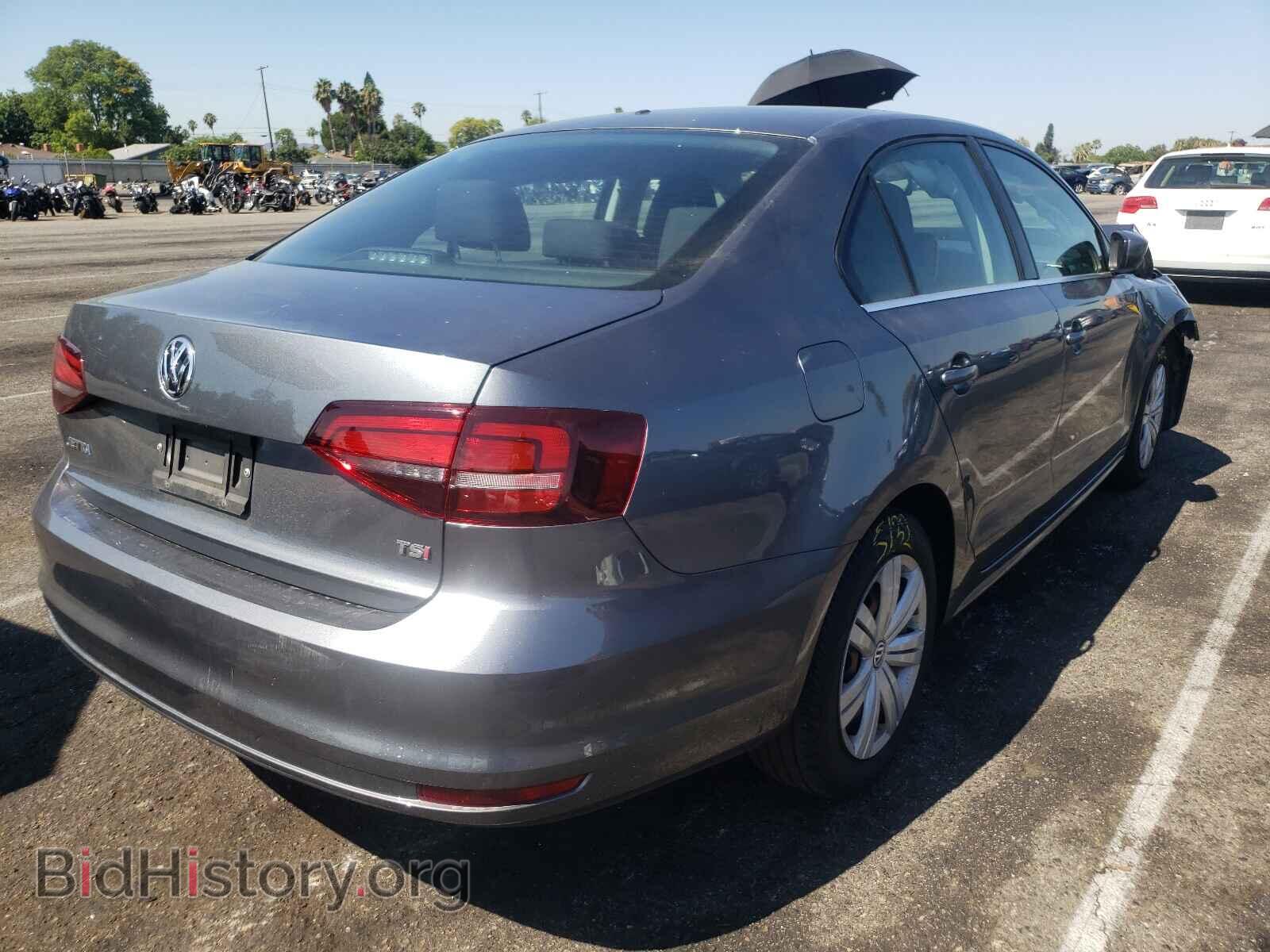 2017 VOLKSWAGEN JETTA - VIN: 3VW2B7AJ8HM399376 - Фото 4