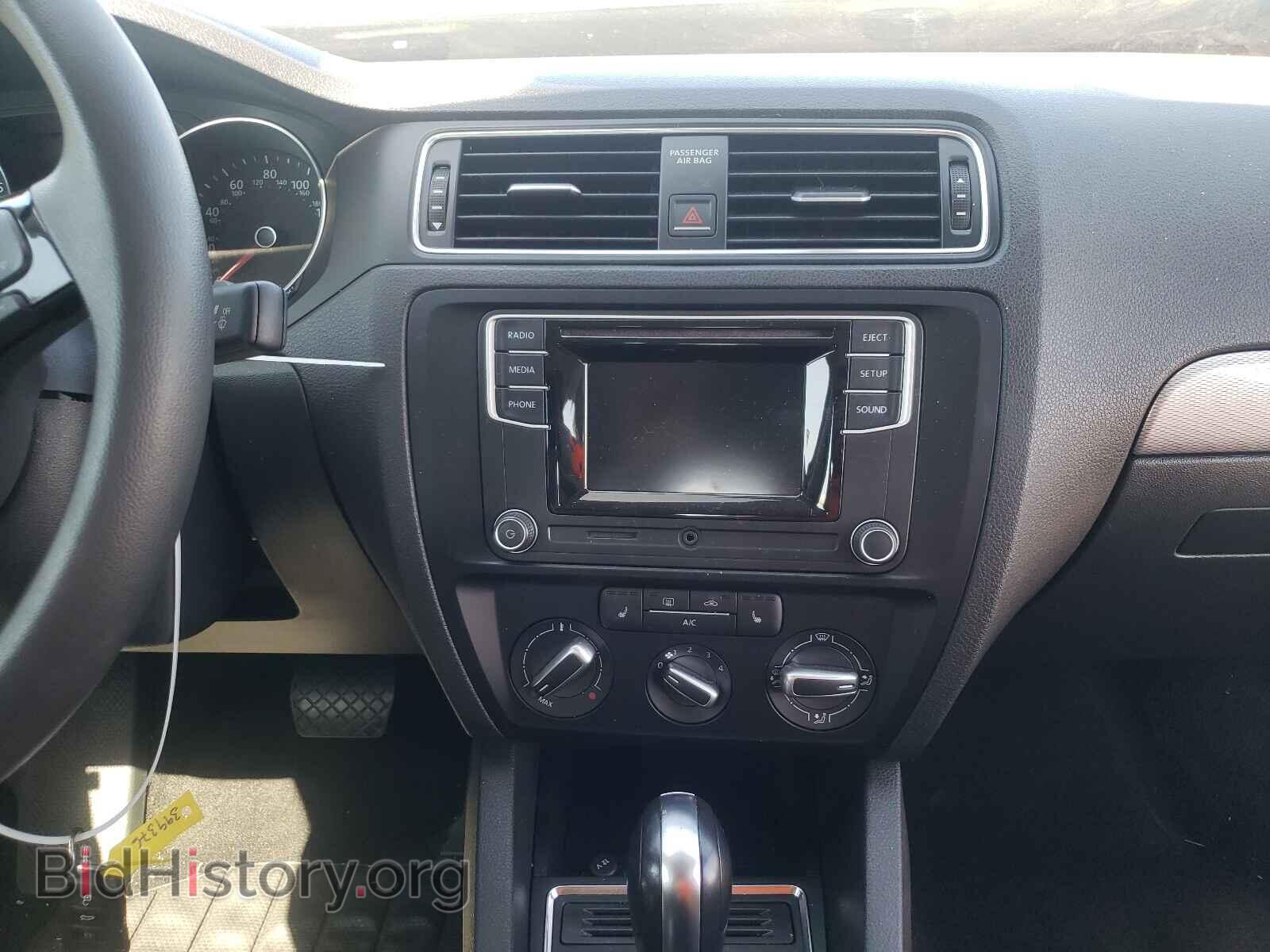 2017 VOLKSWAGEN JETTA - VIN: 3VW2B7AJ8HM399376 - Фото 9