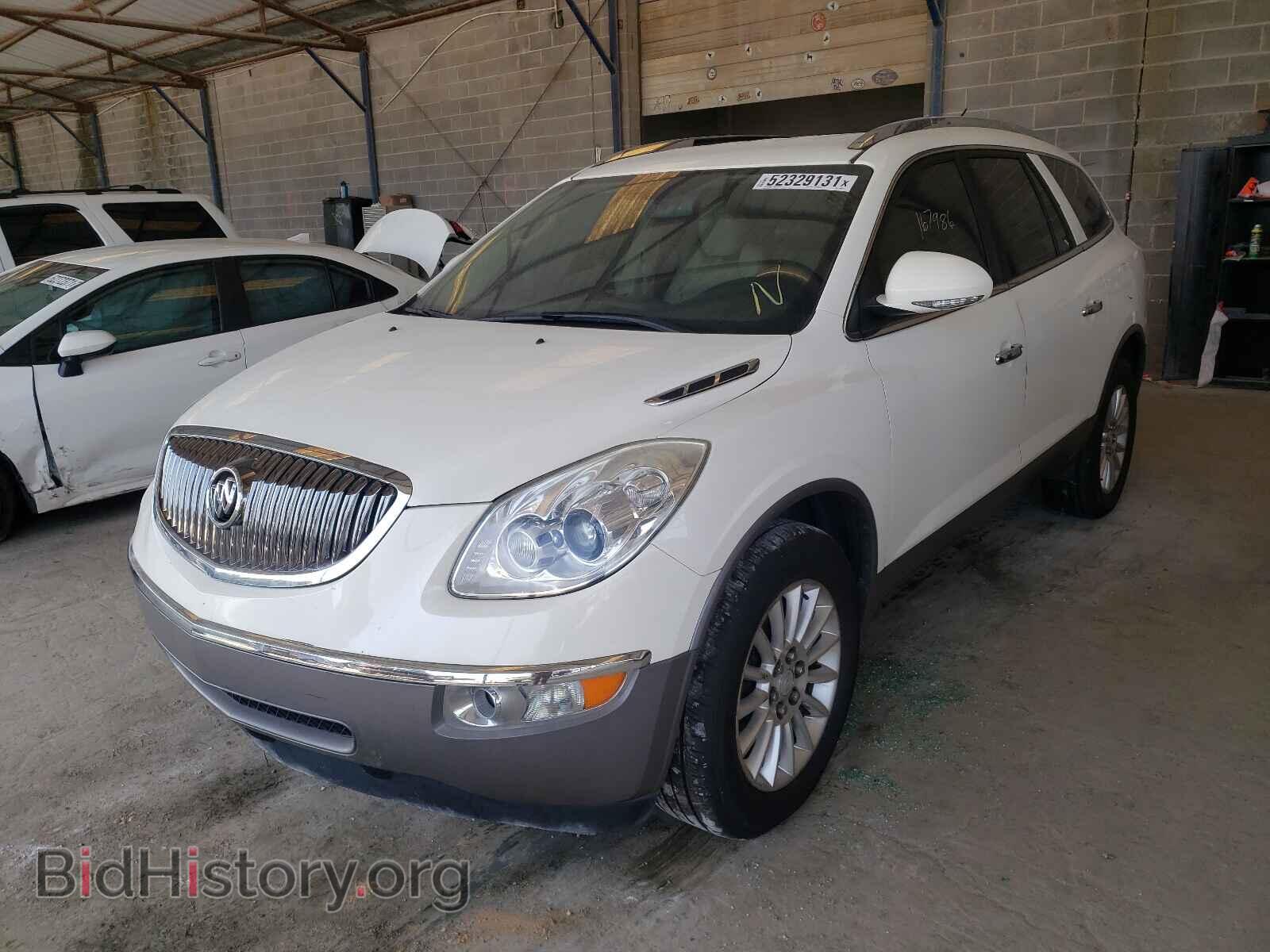 2012 BUICK ENCLAVE - VIN: 5GAKRCED7CJ379512 - Фото 2