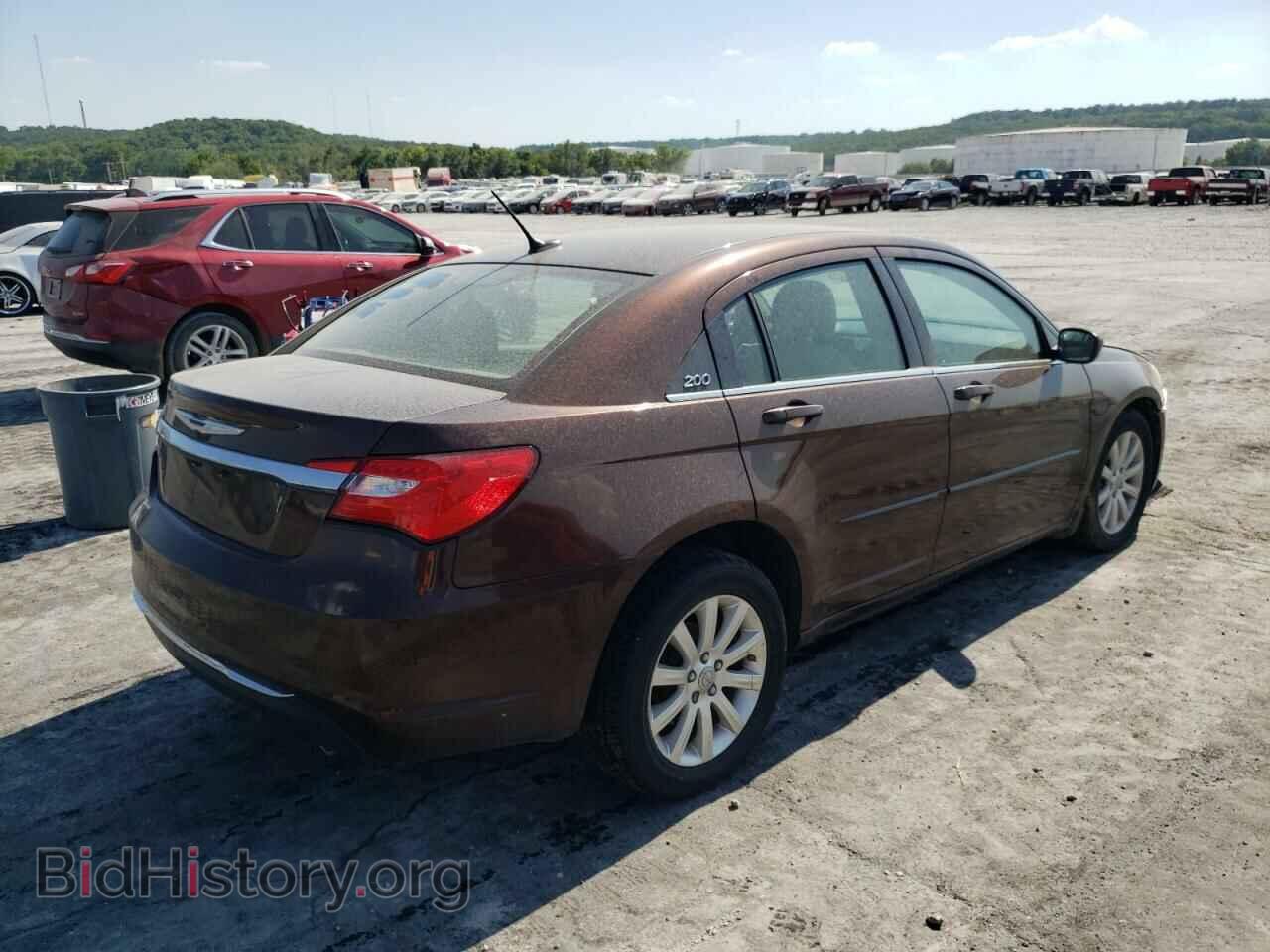 2013 CHRYSLER 200 - VIN: 1C3CCBBG5DN704167 - Фото 4