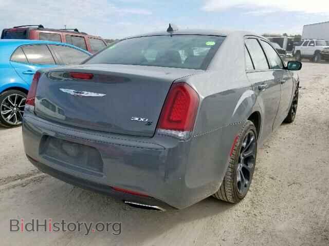 2019 CHRYSLER 300 - VIN: 2C3CCABG0KH516642 - Photo 4
