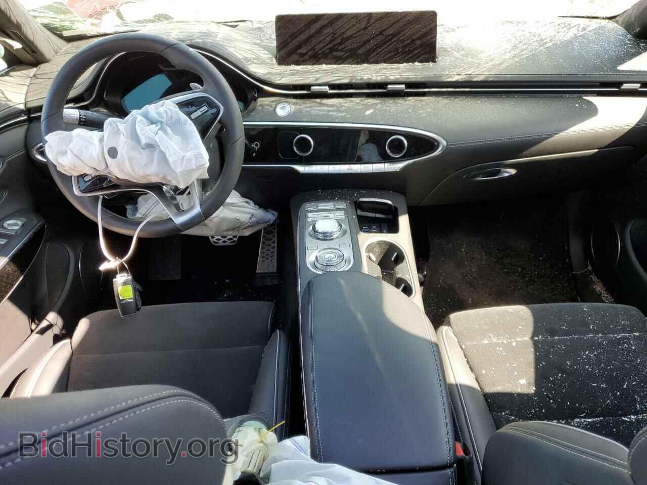 2022 GENESIS GV70 BASE - VIN: KMUMCDTC2NU035416 - Photo 8