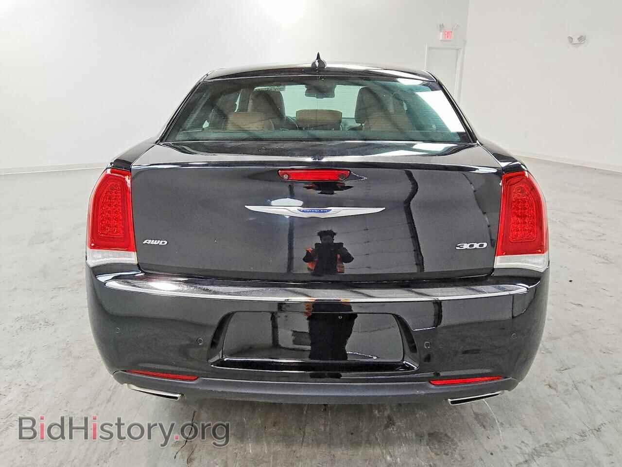 2019 CHRYSLER 300 - VIN: 2C3CCAKG2KH556673 - Photo 6