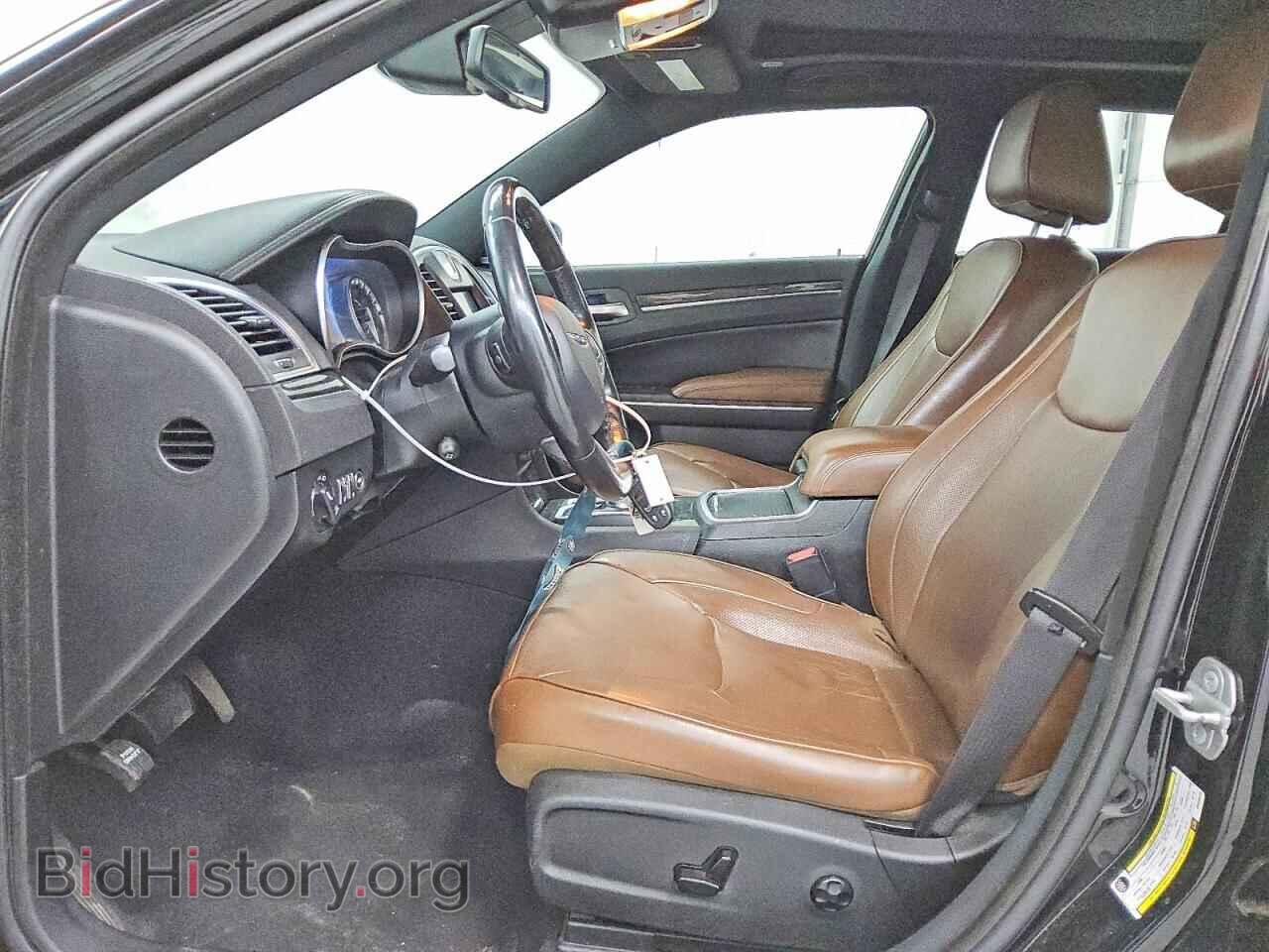2019 CHRYSLER 300 - VIN: 2C3CCAKG2KH556673 - Photo 7
