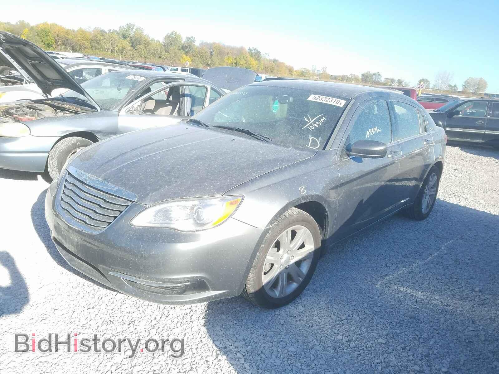 2011 CHRYSLER 200 - VIN: 1C3BC1FB8BN612231 - Photo 2