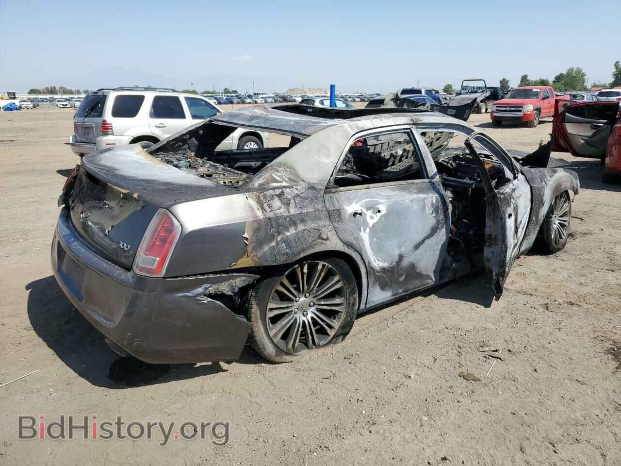 2013 CHRYSLER 300 - VIN: 2C3CCABG5DH660786 - Фото 3