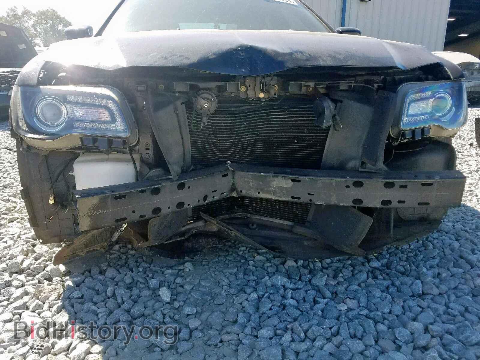 2016 CHRYSLER 300 - VIN: 2C3CCABG4GH304432 - Фото 9