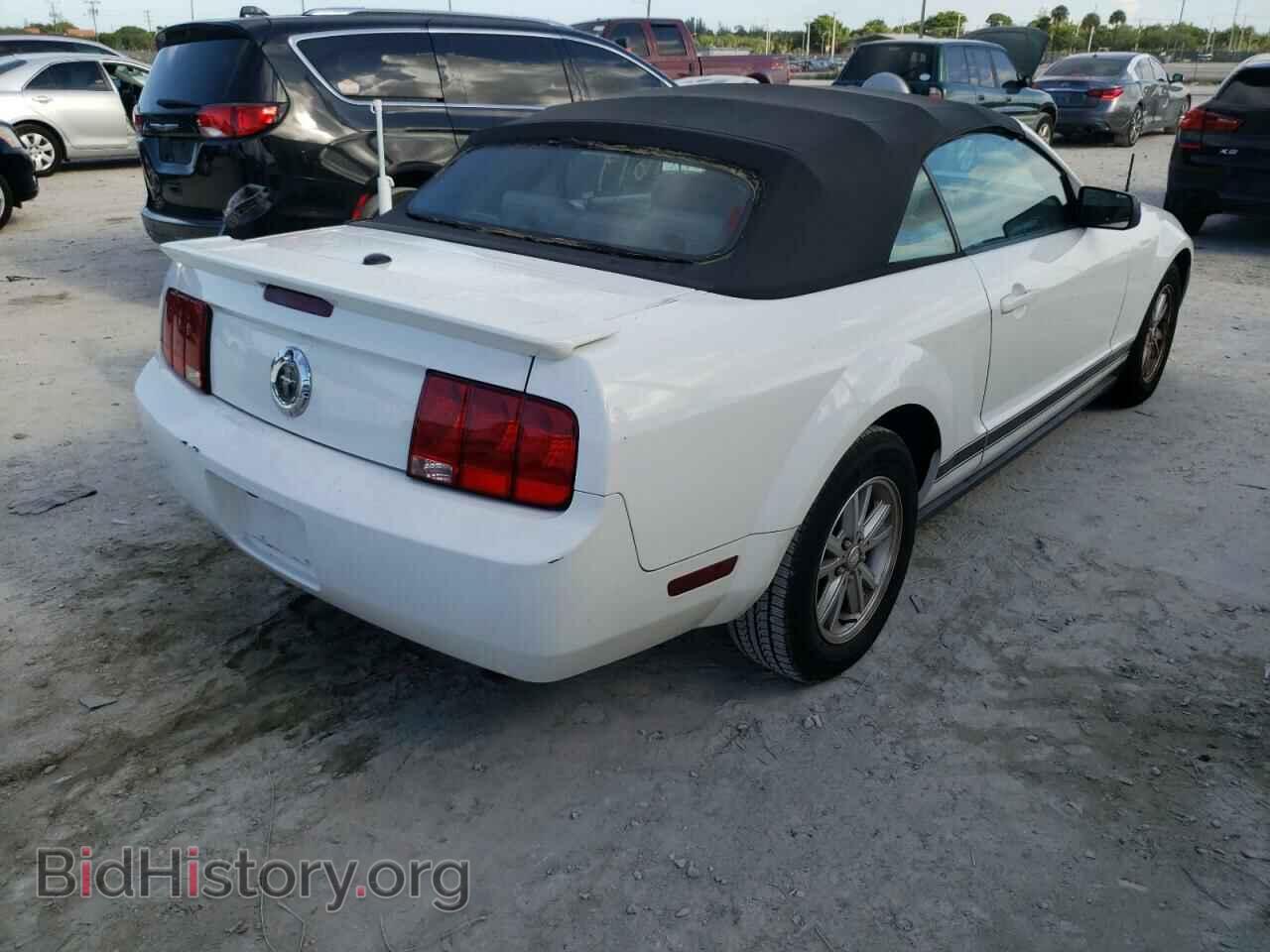 2007 FORD MUSTANG - VIN: 1ZVFT84NX75368671 - Фото 4