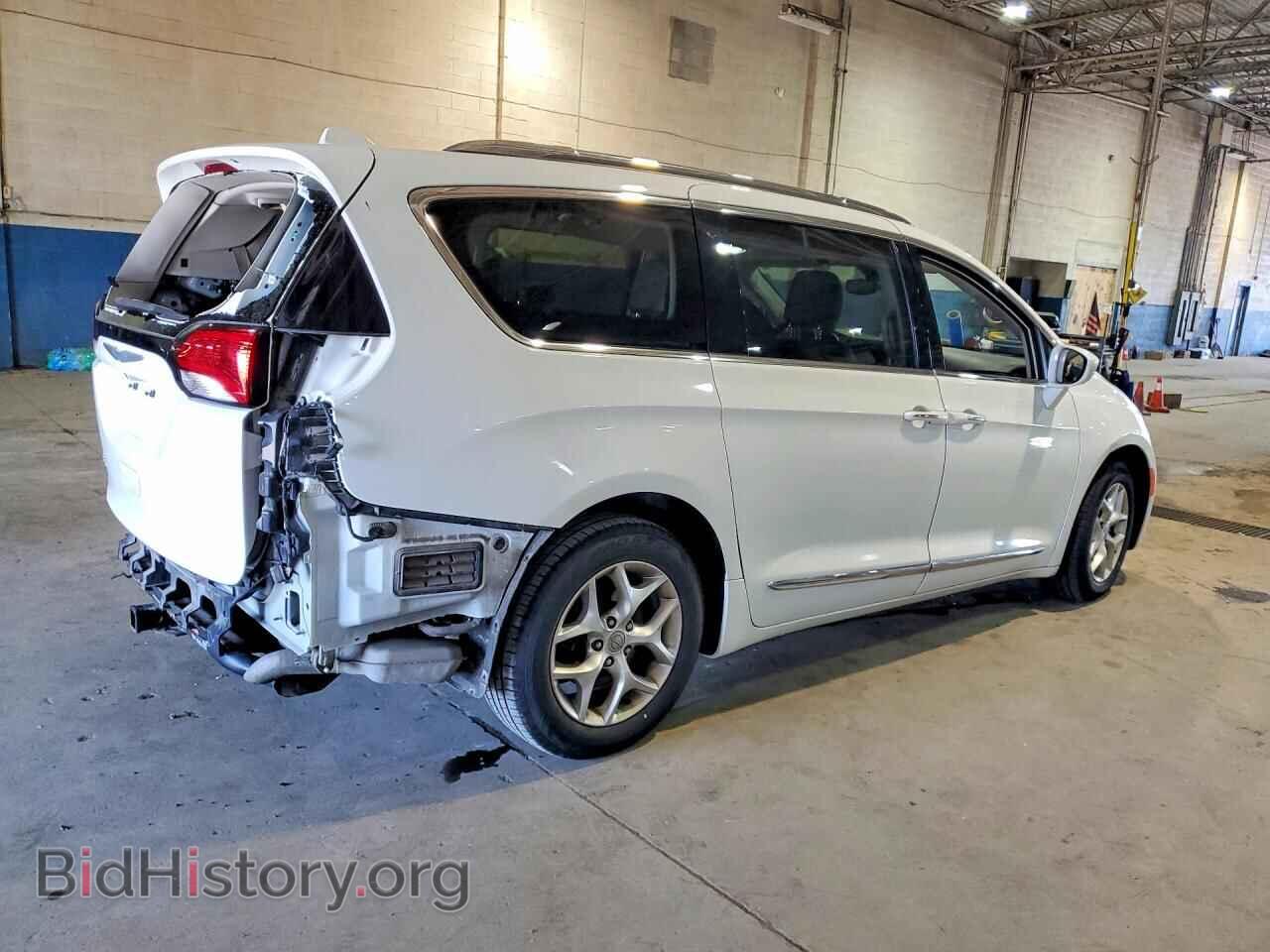 2017 CHRYSLER PACIFICA - VIN: 2C4RC1EG6HR777617 - Фото 3